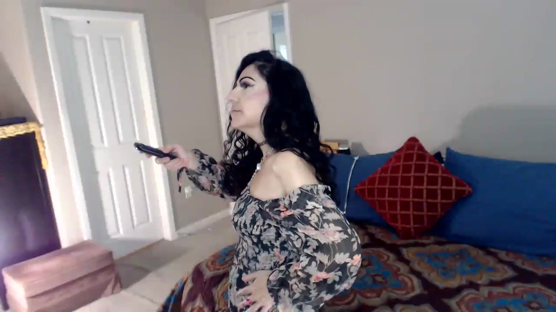 Gallery image thumbnail from Raven_Lea's myfreecams stream on, 05/30/2023, 23:44 image 7 of 20