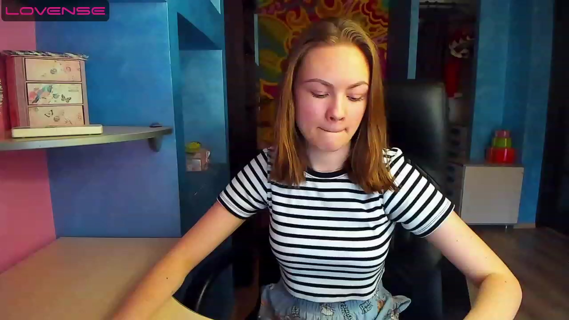 Gallery image thumbnail from Rdberrysofi's myfreecams stream on, 06/10/2023, 13:53 image 2 of 20