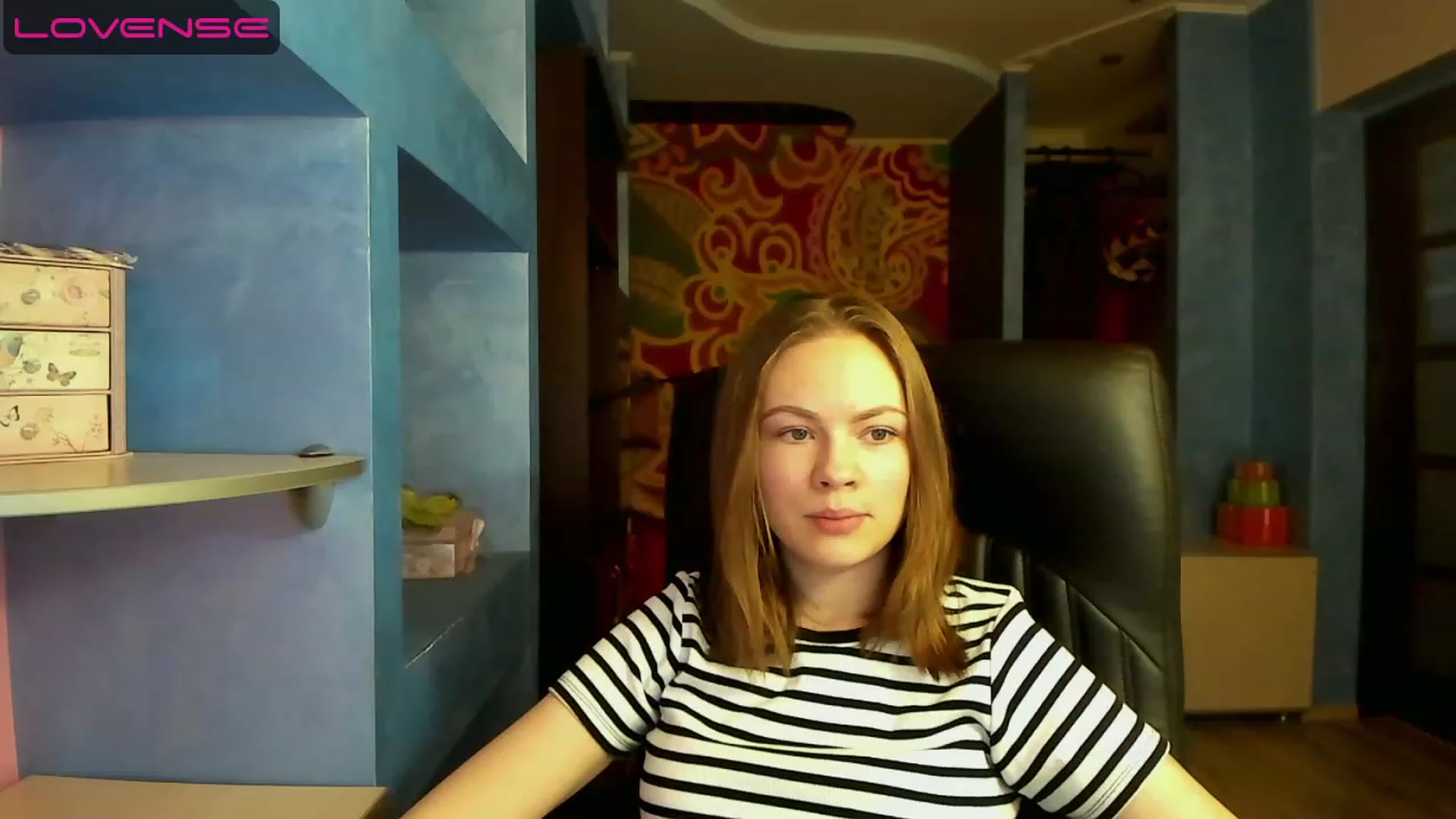 Gallery image thumbnail from Rdberrysofi's myfreecams stream on, 06/10/2023, 17:00 image 1 of 20