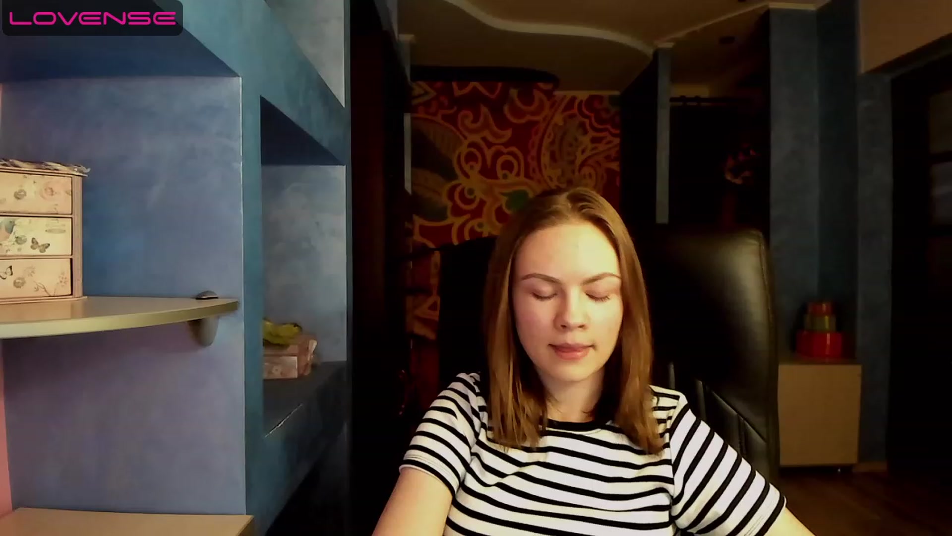 Gallery image thumbnail from Rdberrysofi's myfreecams stream on, 06/10/2023, 17:00 image 19 of 20