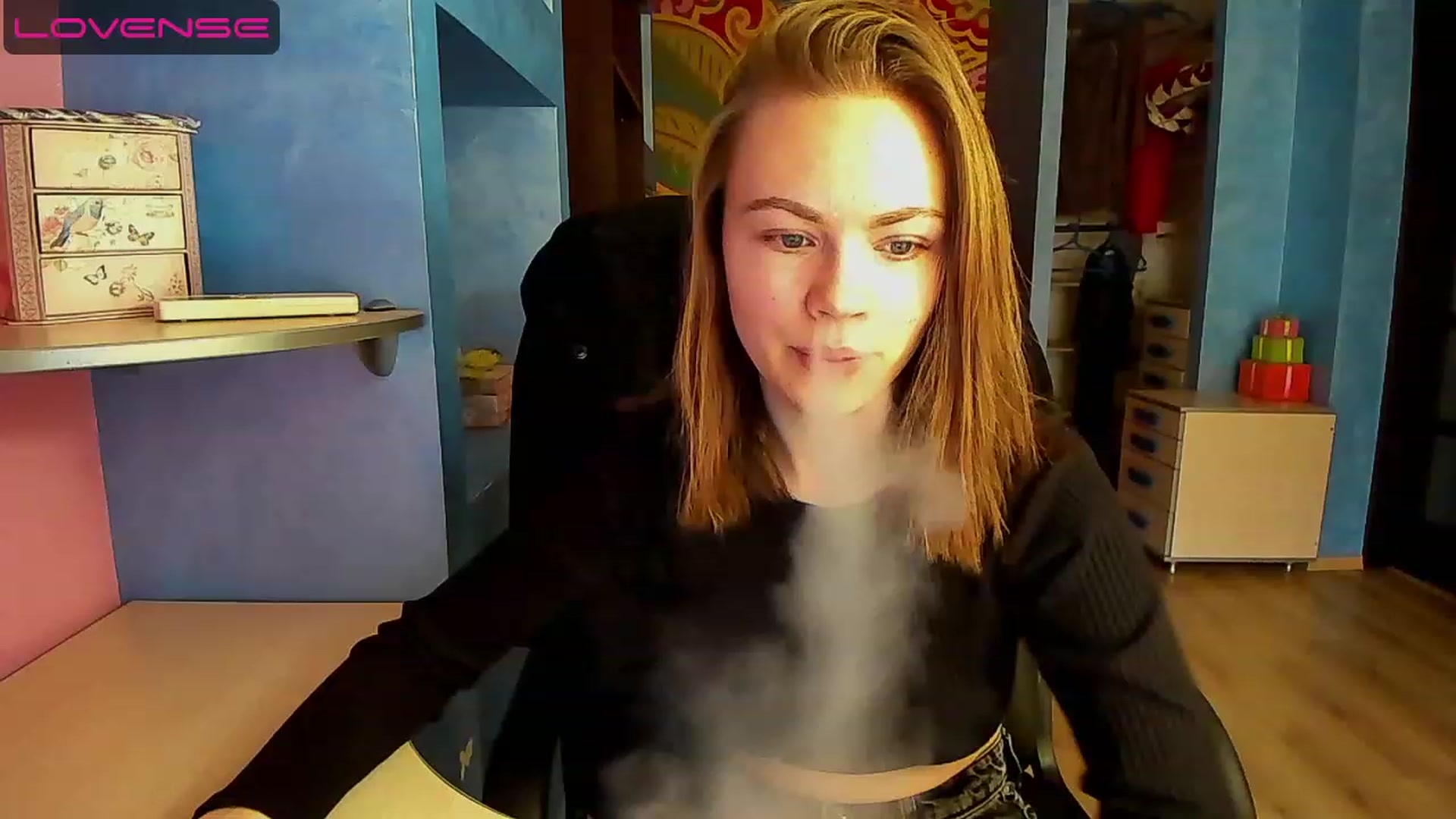 Gallery image thumbnail from Rdberrysofi's myfreecams stream on, 06/11/2023, 12:23 image 19 of 20