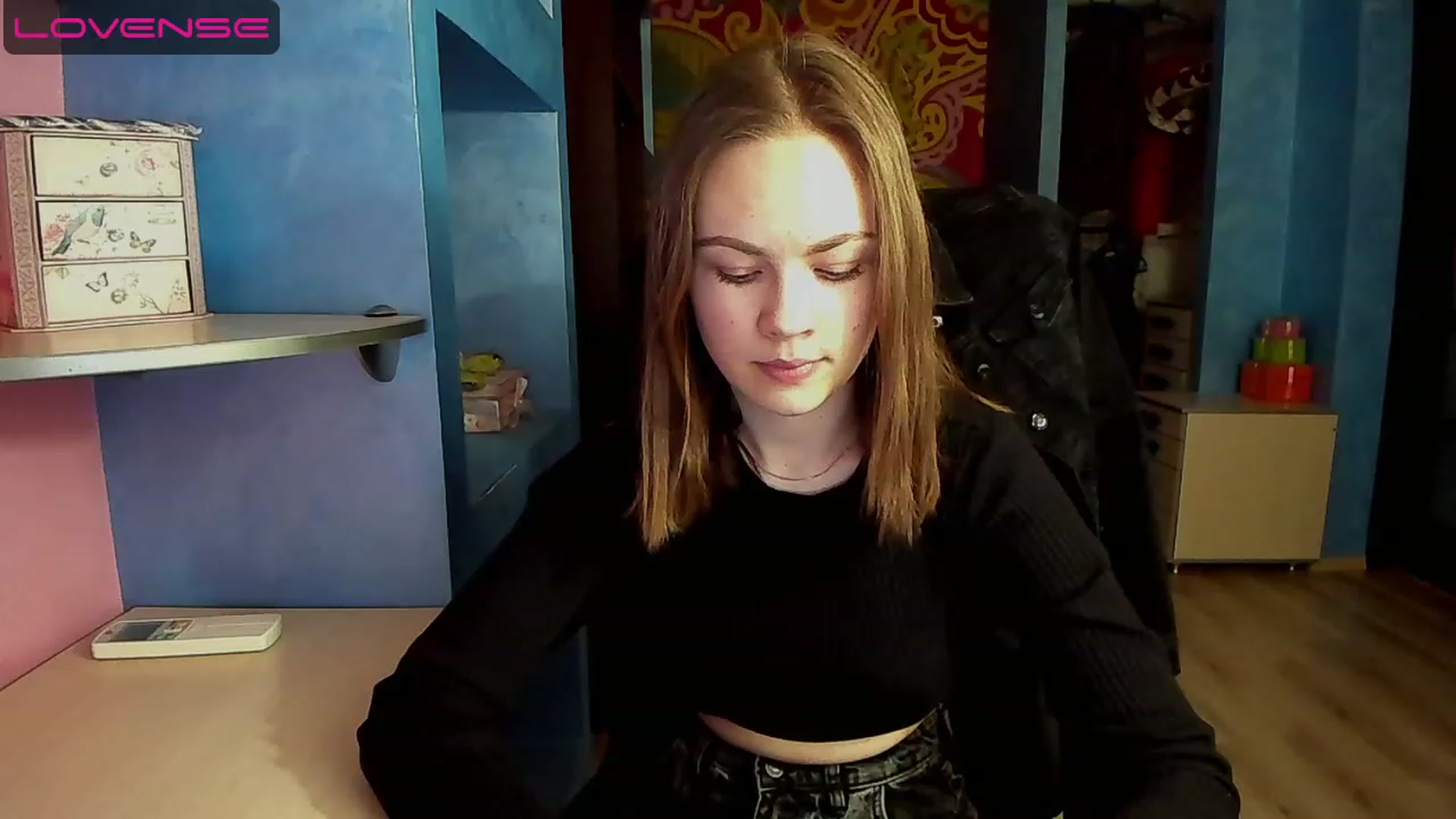Gallery image thumbnail from Rdberrysofi's myfreecams stream on, 06/11/2023, 16:40 image 11 of 20