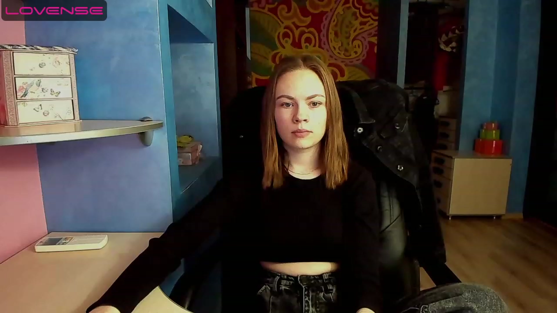 Gallery image thumbnail from Rdberrysofi's myfreecams stream on, 06/11/2023, 16:40 image 15 of 20