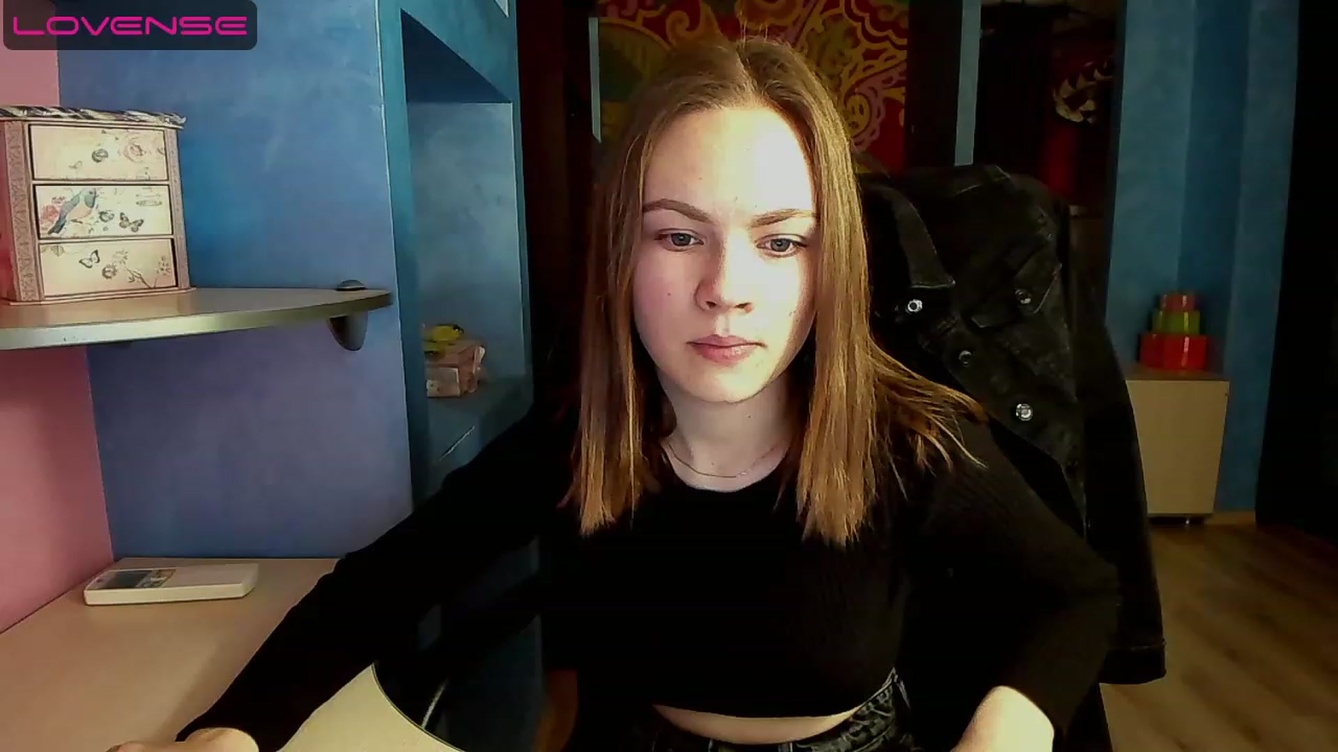 Gallery image thumbnail from Rdberrysofi's myfreecams stream on, 06/11/2023, 16:40 image 13 of 20