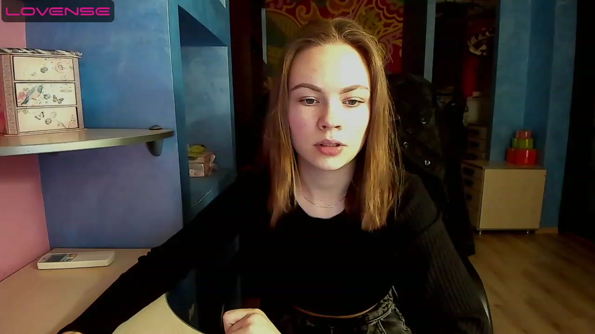 Gallery image thumbnail from Rdberrysofi's myfreecams stream on, 06/11/2023, 16:40 image 2 of 20