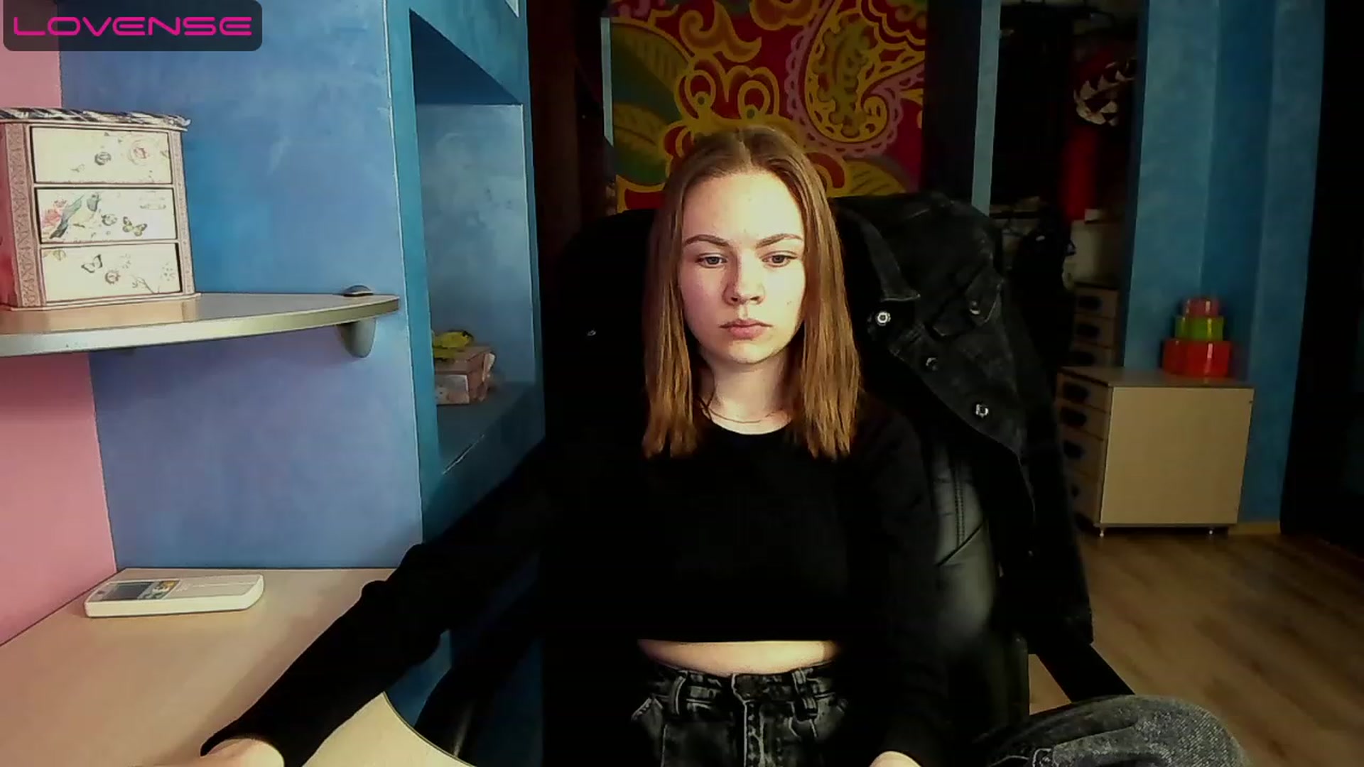 Gallery image thumbnail from Rdberrysofi's myfreecams stream on, 06/11/2023, 16:40 image 14 of 20