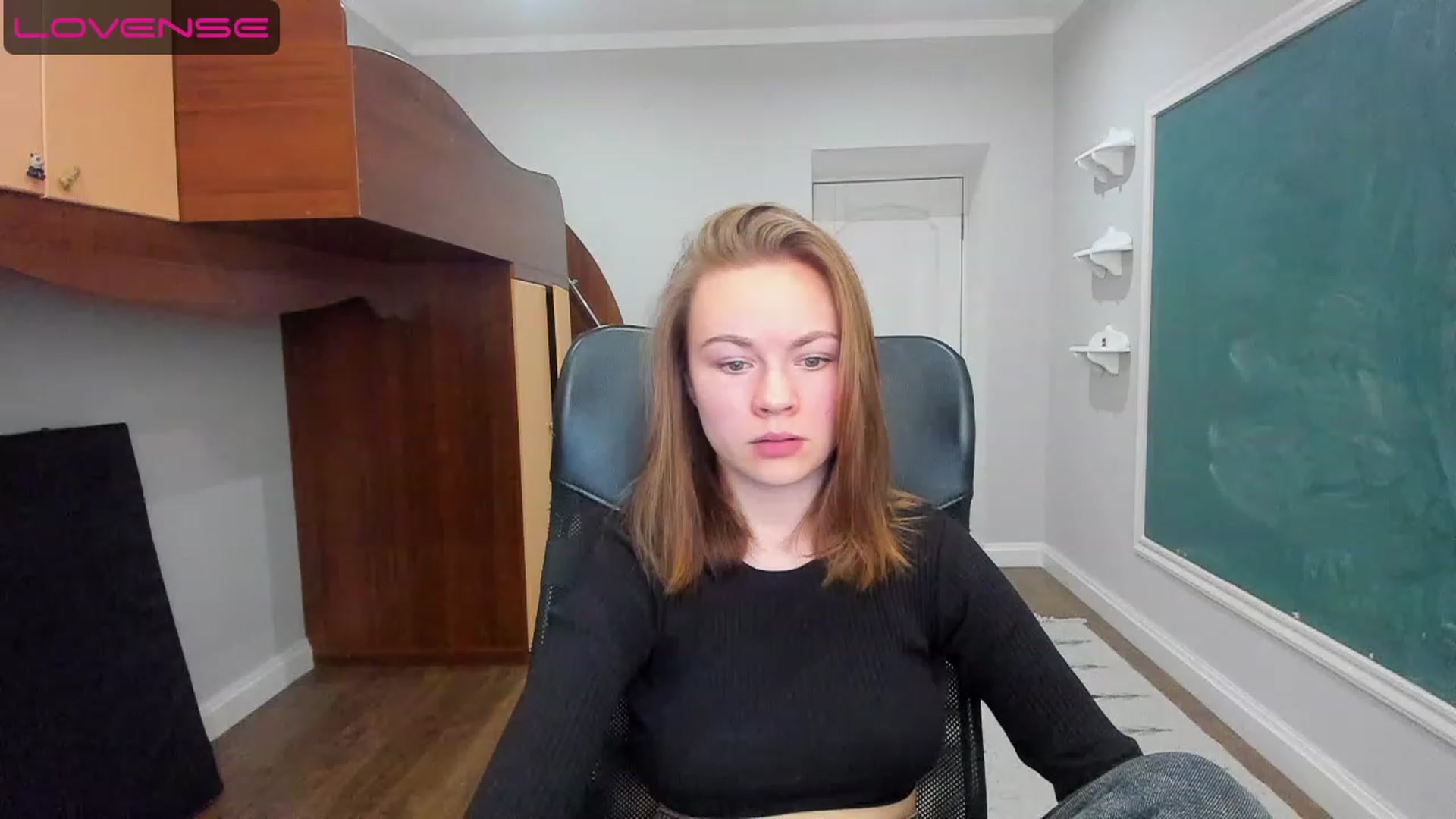 Gallery image thumbnail from Rdberrysofi's myfreecams stream on, 06/12/2023, 12:29 image 20 of 20