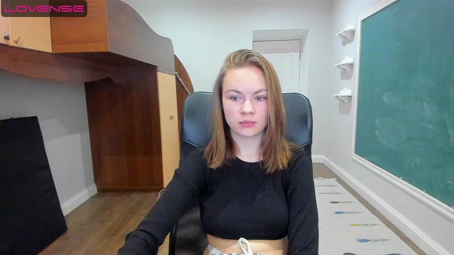Gallery image thumbnail from Rdberrysofi's myfreecams stream on, 06/12/2023, 14:36 image 16 of 20
