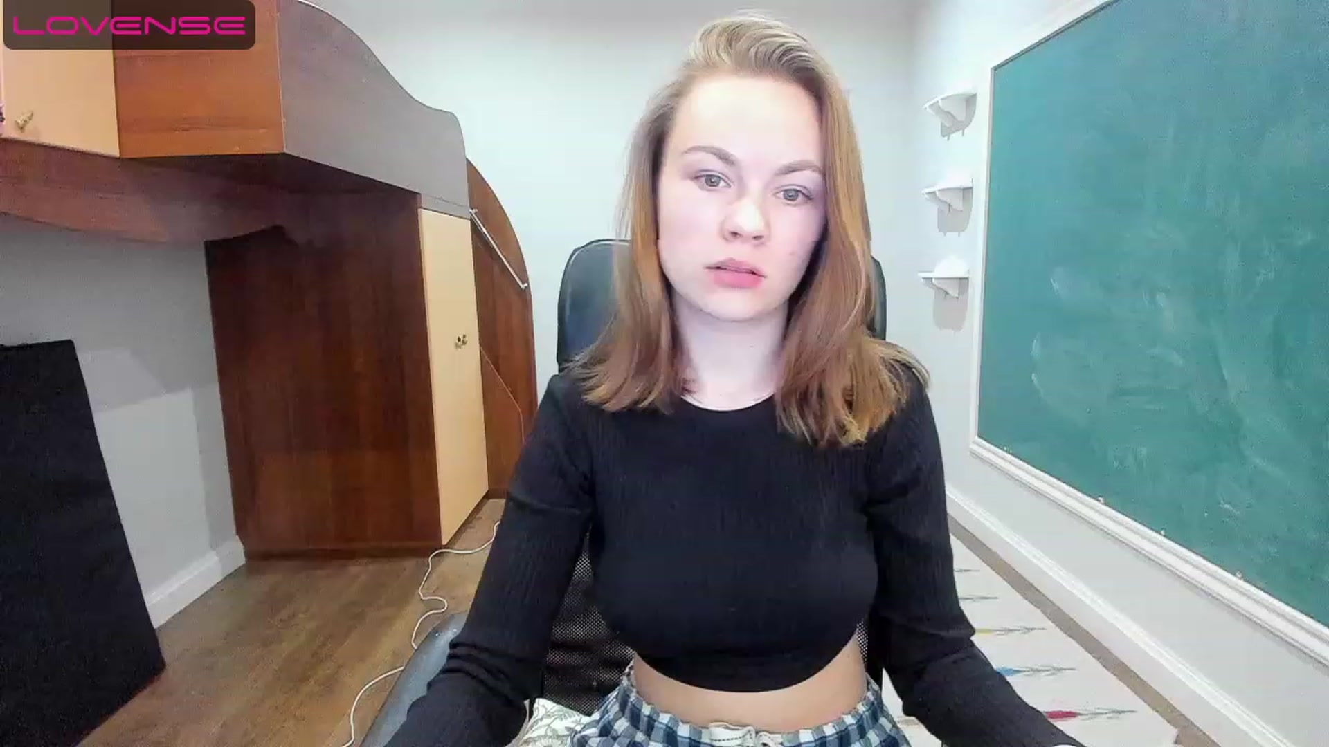 Gallery image thumbnail from Rdberrysofi's myfreecams stream on, 06/12/2023, 16:02 image 1 of 20