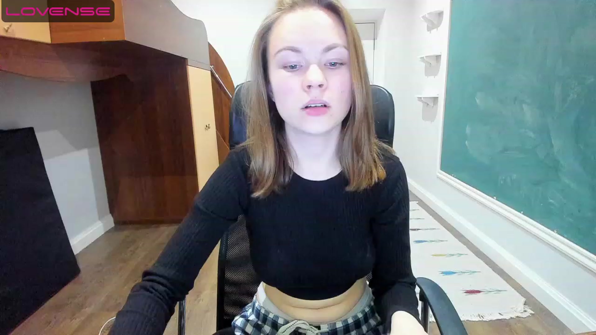 Gallery image thumbnail from Rdberrysofi's myfreecams stream on, 06/12/2023, 17:35 image 12 of 20