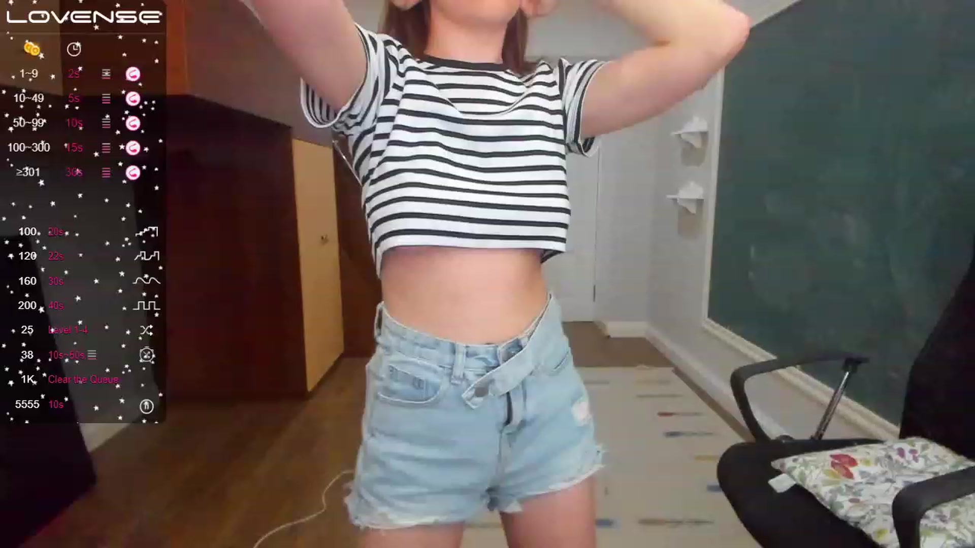 Gallery image thumbnail from Rdberrysofi's myfreecams stream on, 06/13/2023, 16:07 image 12 of 20