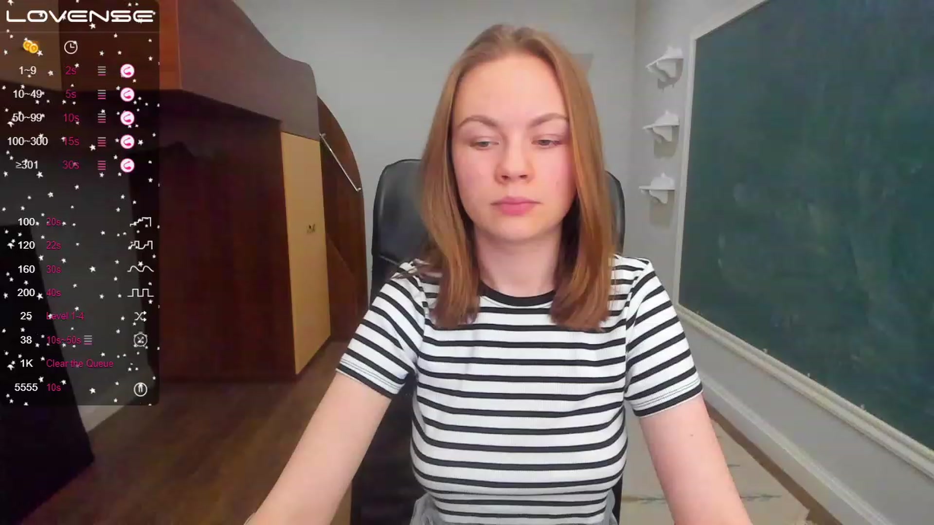 Gallery image thumbnail from Rdberrysofi's myfreecams stream on, 06/13/2023, 16:07 image 3 of 20