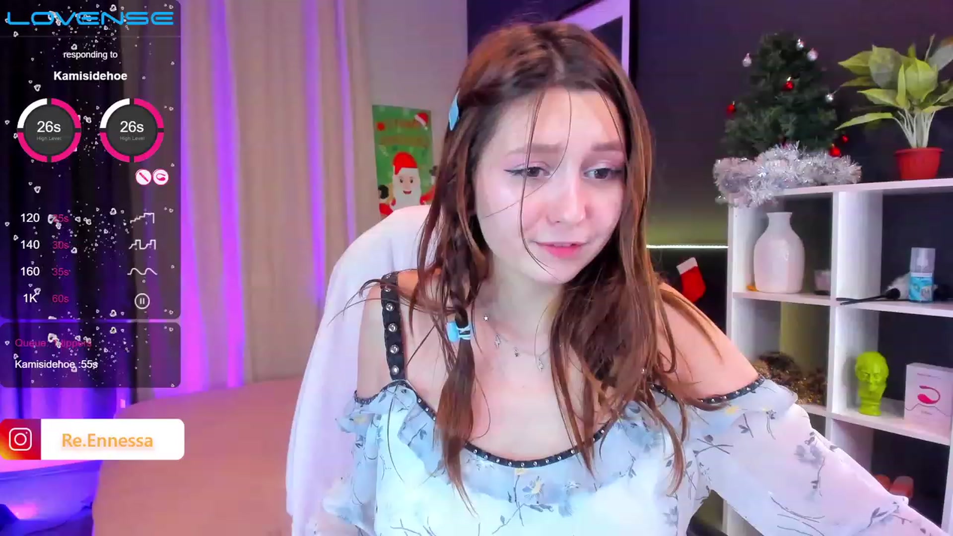 Gallery image thumbnail from ReNessy_'s myfreecams stream on, 12/25/2022, 09:35 image 17 of 20