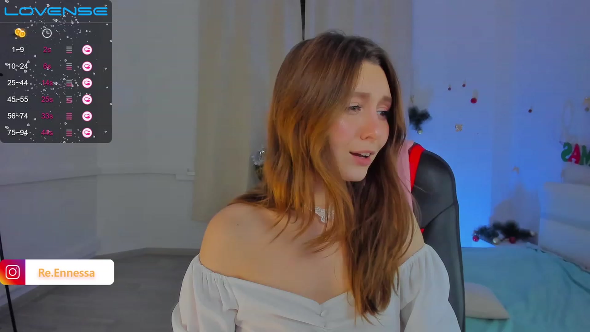 Gallery image thumbnail from ReNessy_'s myfreecams stream on, 01/02/2023, 10:56 image 15 of 20