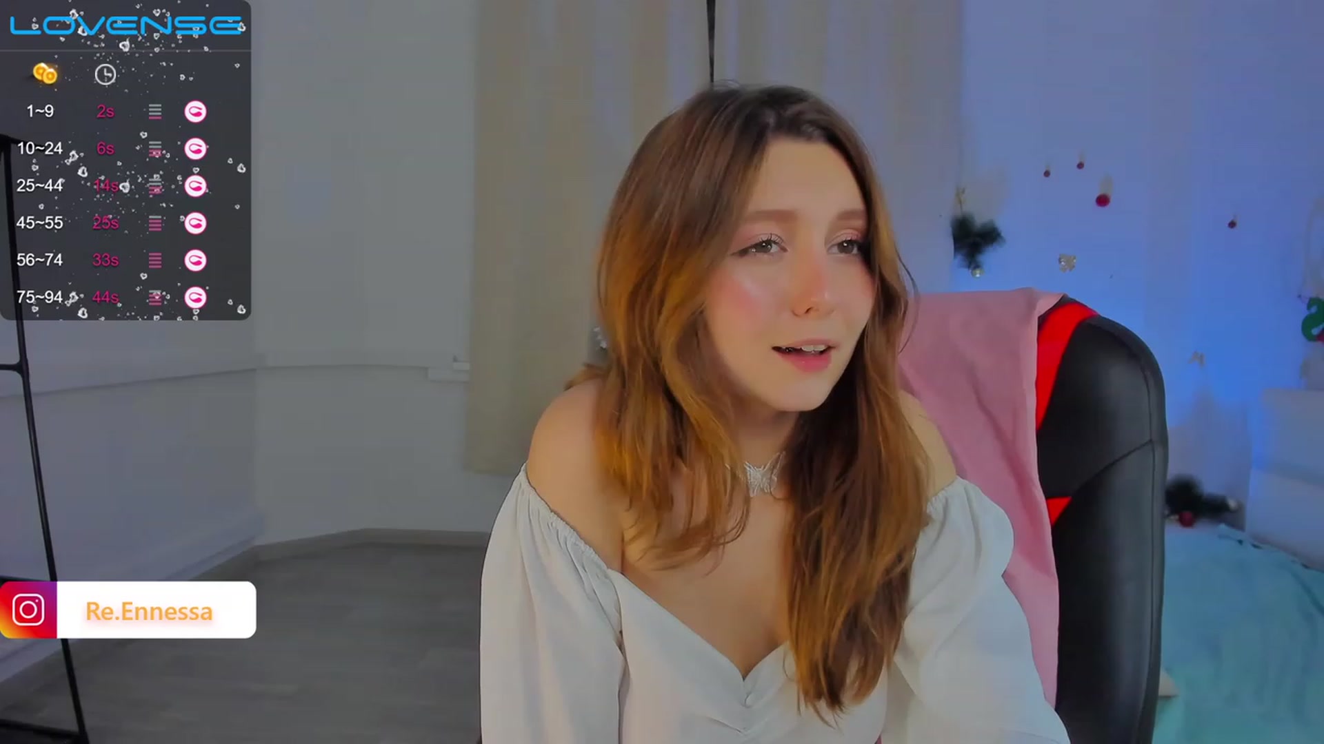 Gallery image thumbnail from ReNessy_'s myfreecams stream on, 01/02/2023, 10:56 image 13 of 20