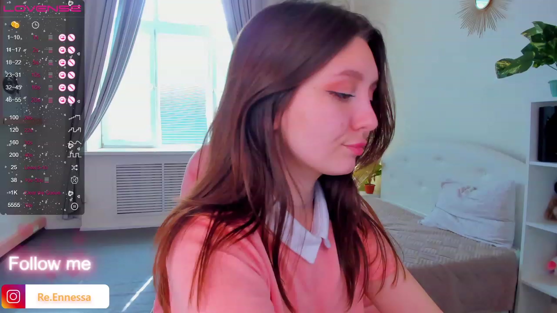 Gallery image thumbnail from ReNessy_'s myfreecams stream on, 04/17/2023, 12:24 image 6 of 20