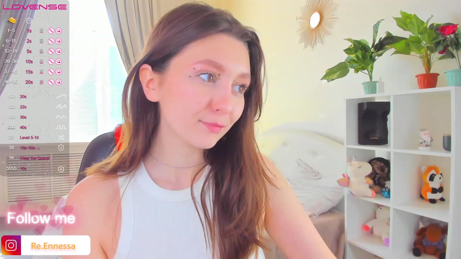 Gallery image thumbnail from ReNessy_'s myfreecams stream on, 04/23/2023, 12:31 image 3 of 20