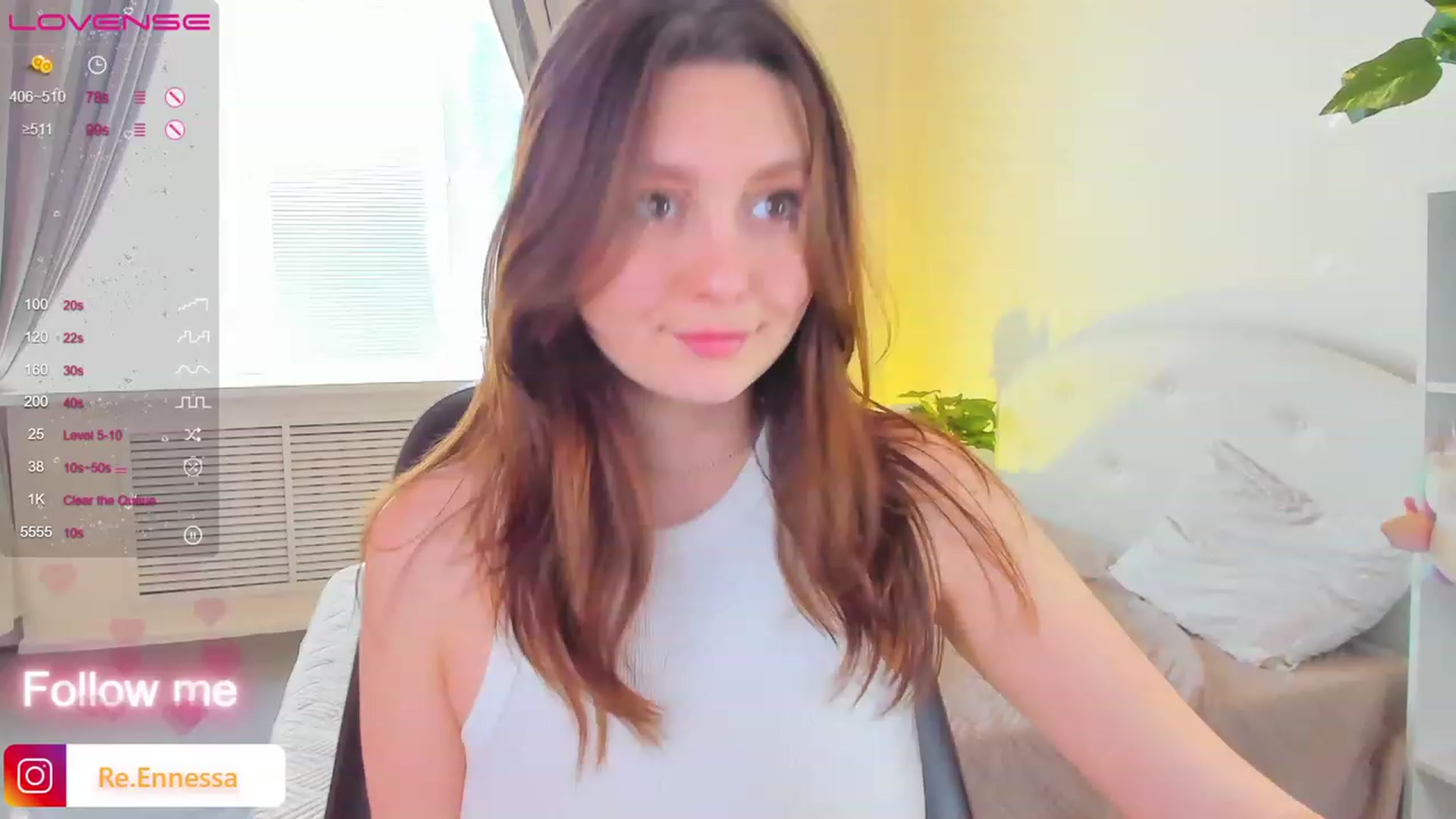 Gallery image thumbnail from ReNessy_'s myfreecams stream on, 04/23/2023, 12:31 image 13 of 20