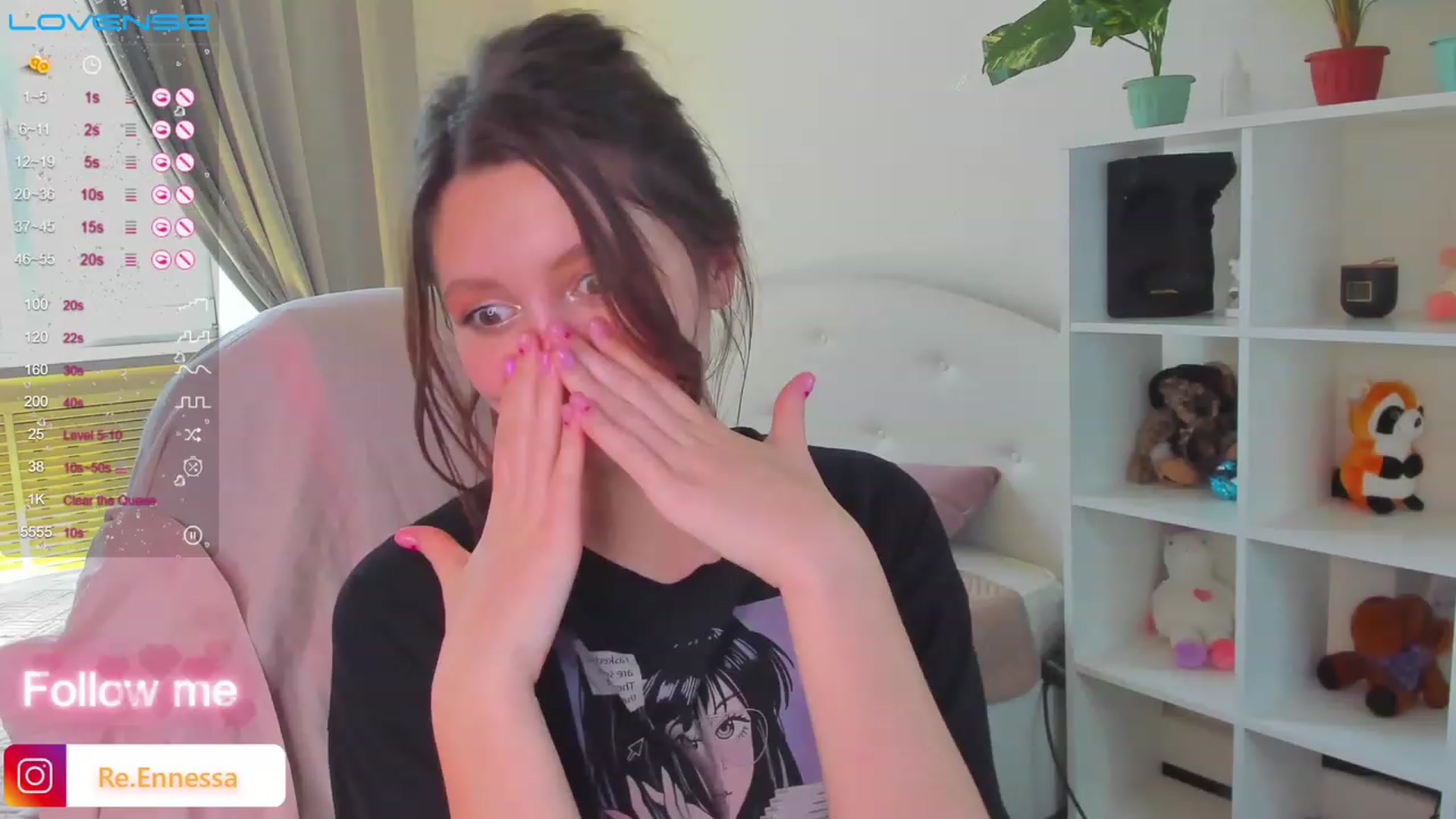 Gallery image thumbnail from ReNessy_'s myfreecams stream on, 05/20/2023, 12:35 image 14 of 20