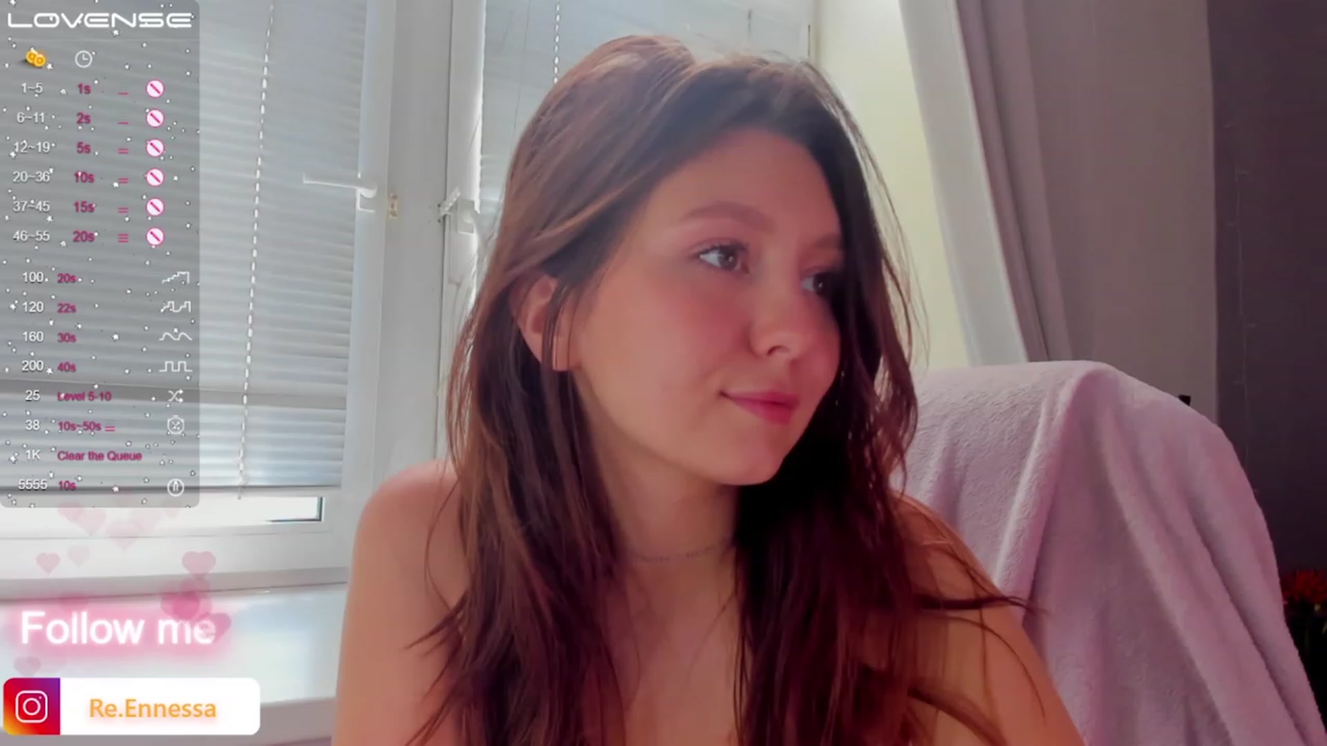Gallery image thumbnail from ReNessy_'s myfreecams stream on, 06/18/2023, 12:10 image 7 of 20