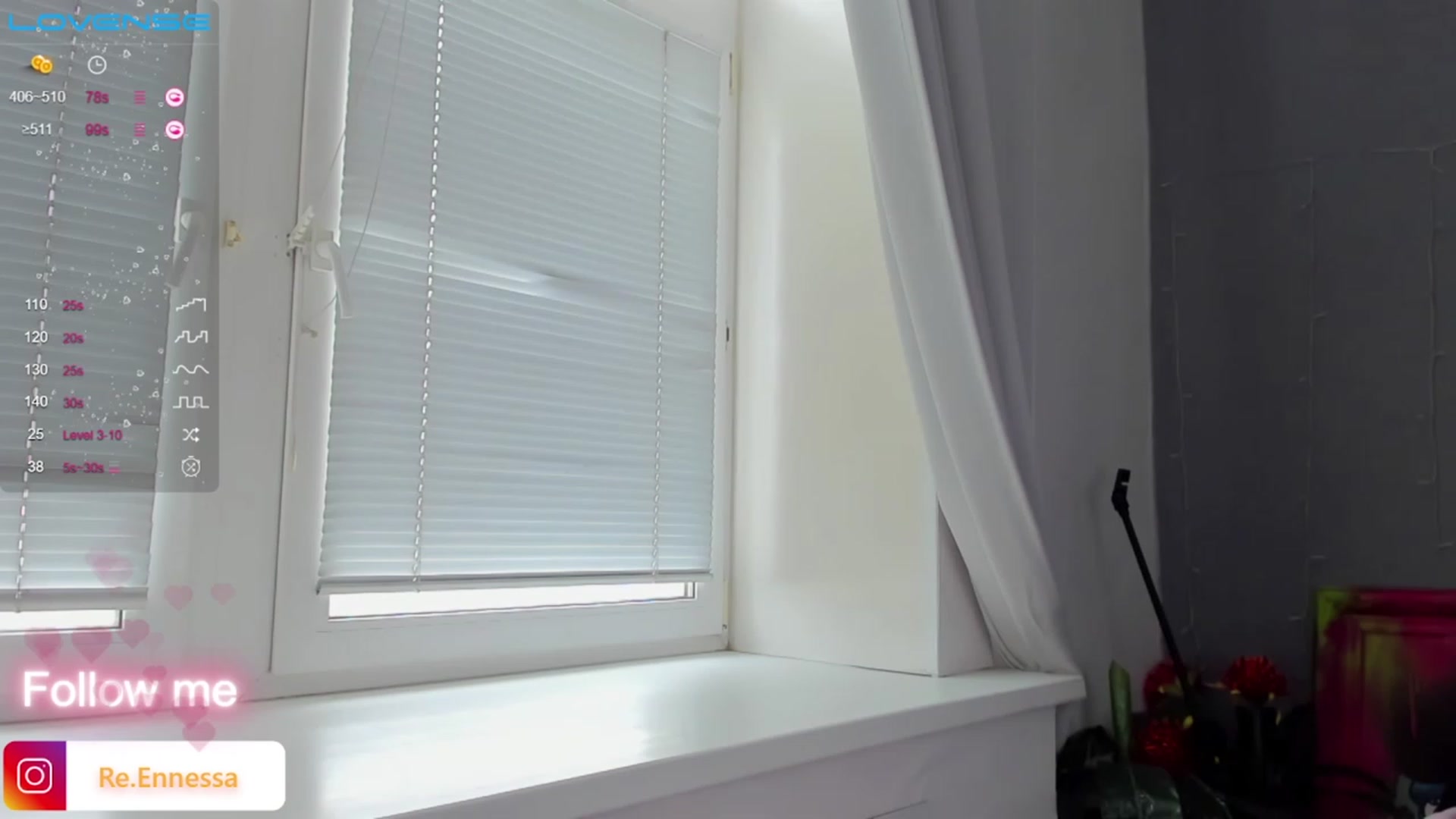 Gallery image thumbnail from ReNessy_'s myfreecams stream on, 07/05/2023, 10:51 image 1 of 20
