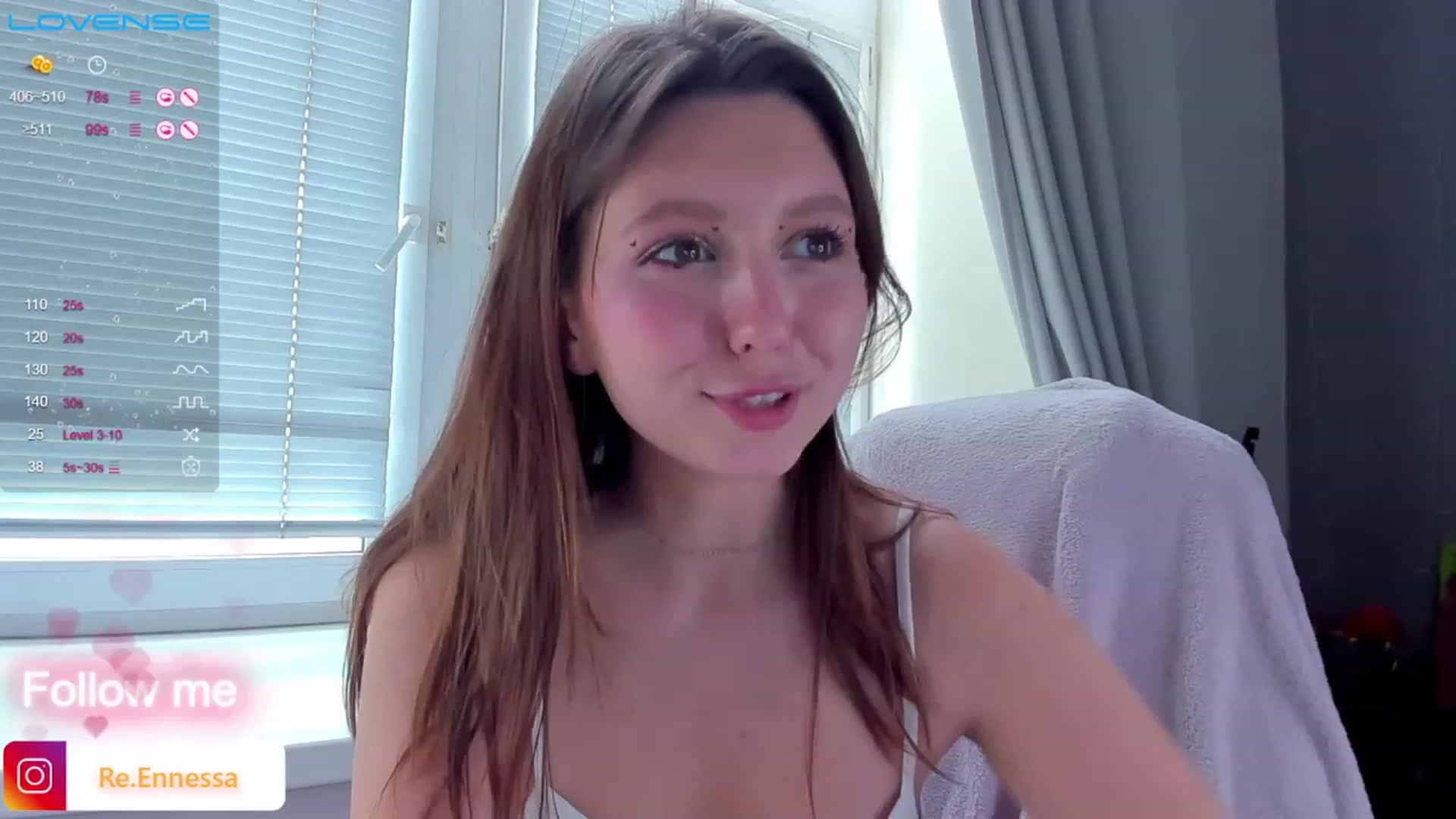 Gallery image thumbnail from ReNessy_'s myfreecams stream on, 07/09/2023, 10:29 image 1 of 20