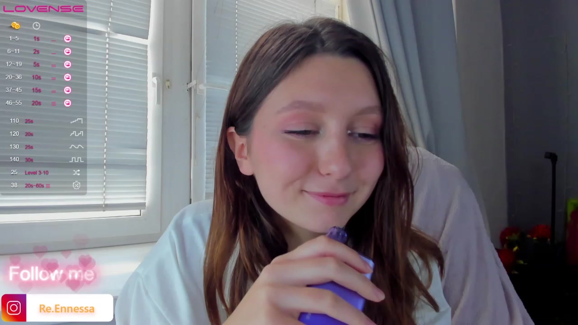 Gallery image thumbnail from ReNessy_'s myfreecams stream on, 07/26/2023, 15:39 image 13 of 20