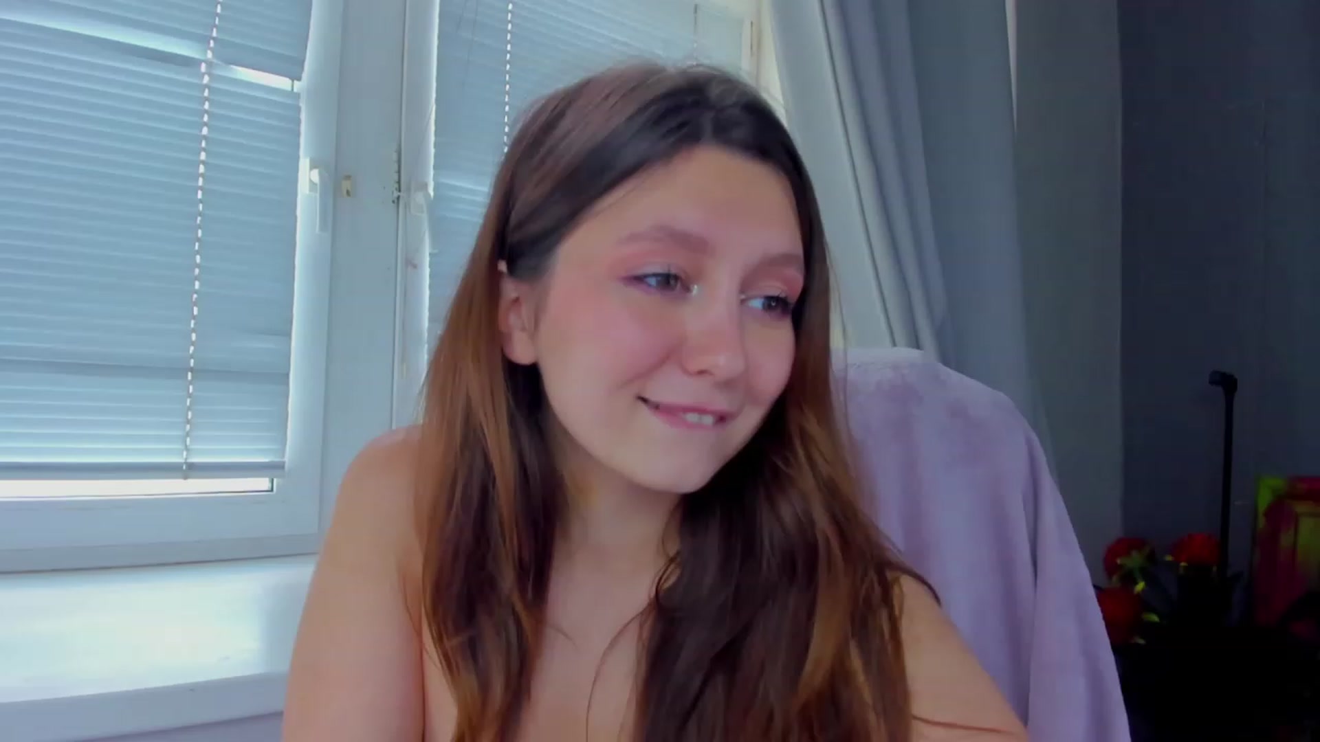 Gallery image thumbnail from ReNessy_'s myfreecams stream on, 07/27/2023, 09:04 image 6 of 20