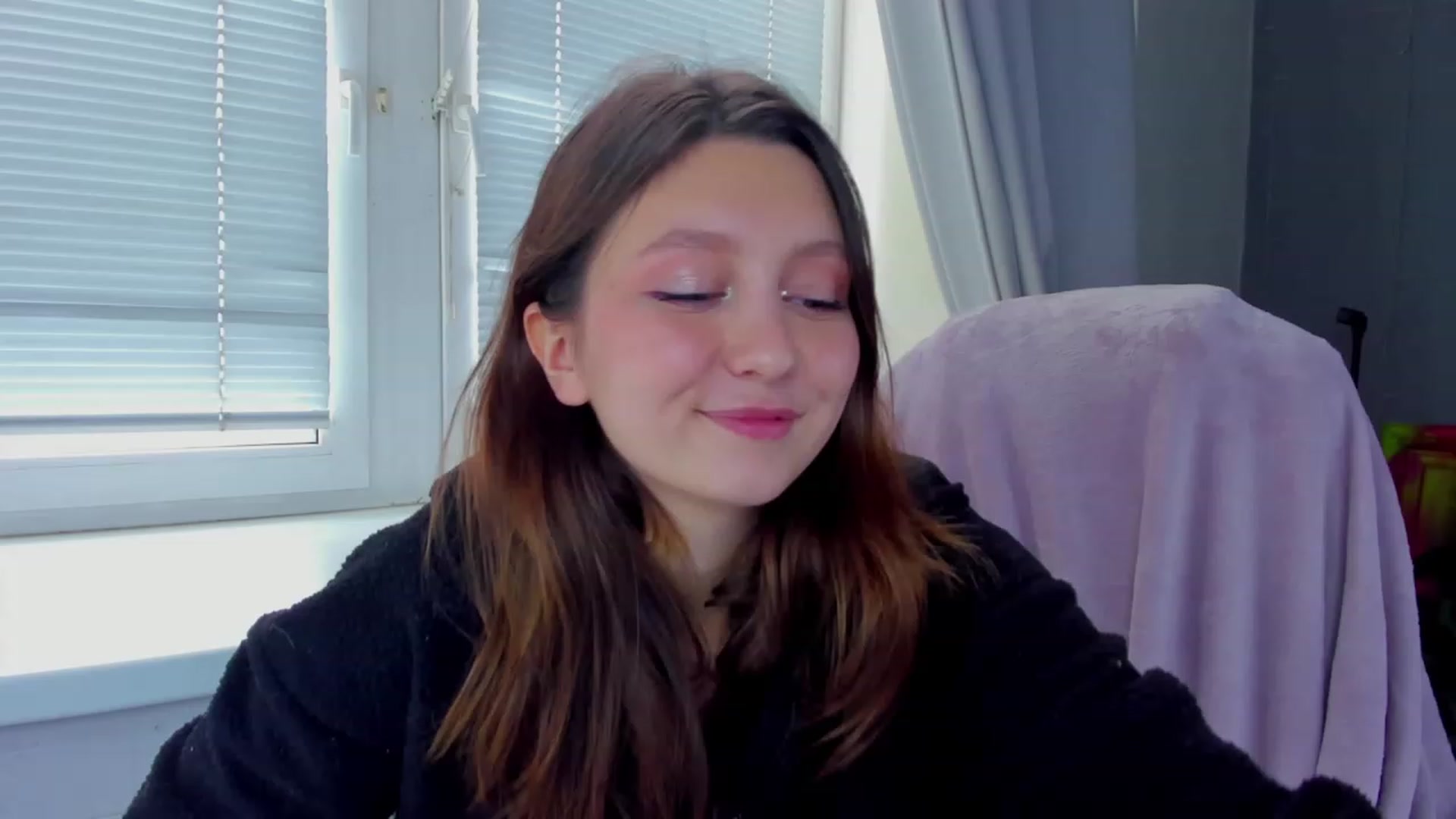 Gallery image thumbnail from ReNessy_'s myfreecams stream on, 07/27/2023, 11:08 image 1 of 20