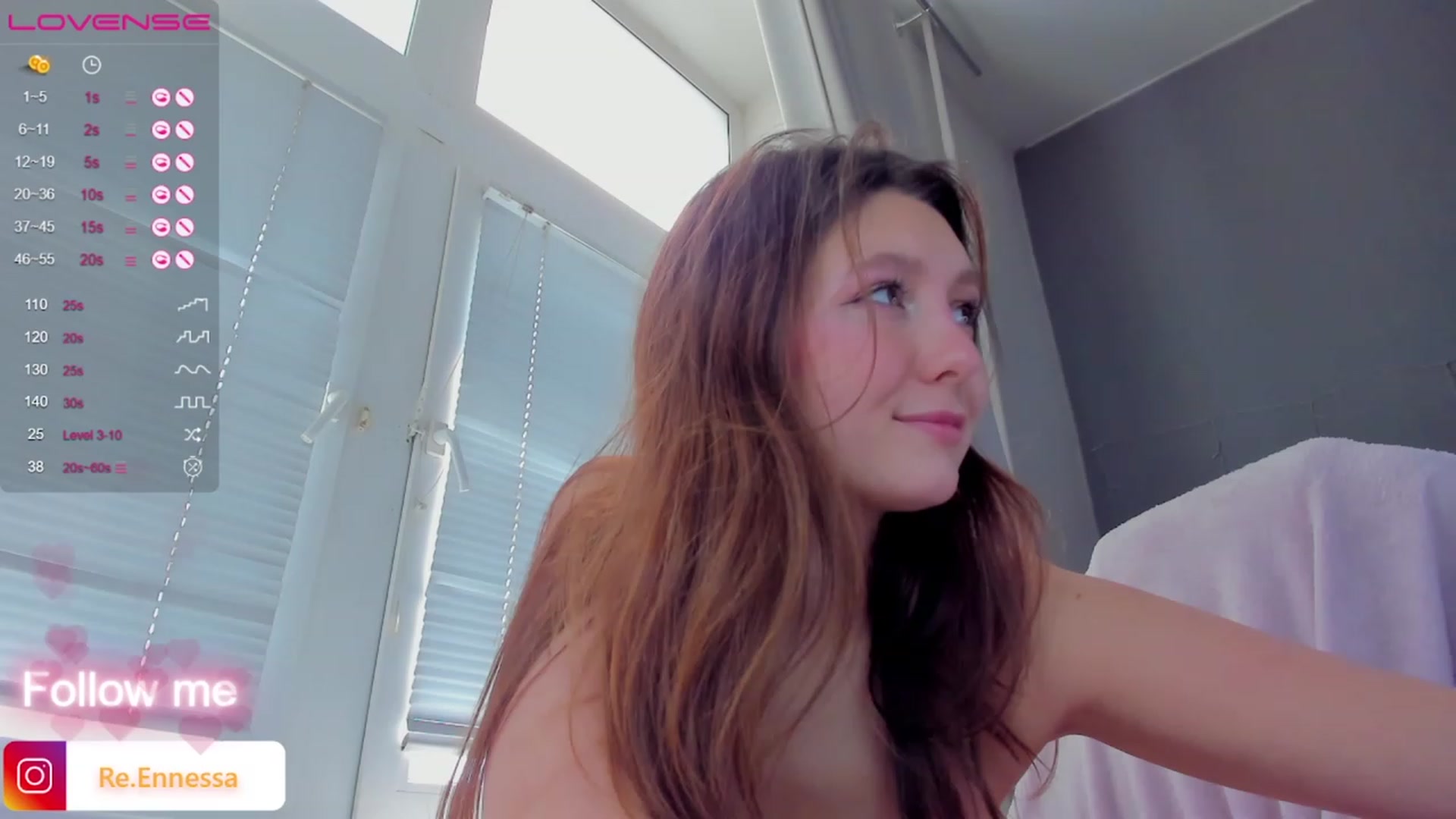 Gallery image thumbnail from ReNessy_'s myfreecams stream on, 08/01/2023, 11:10 image 12 of 20