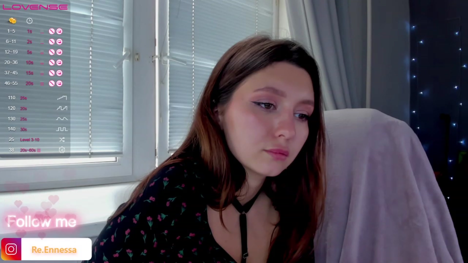 Gallery image thumbnail from ReNessy_'s myfreecams stream on, 08/18/2023, 11:08 image 11 of 20