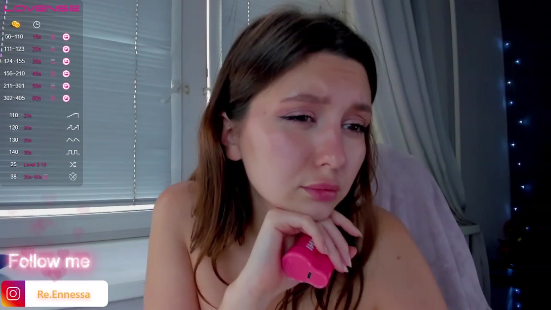 Gallery image thumbnail from ReNessy_'s myfreecams stream on, 08/18/2023, 11:08 image 16 of 20