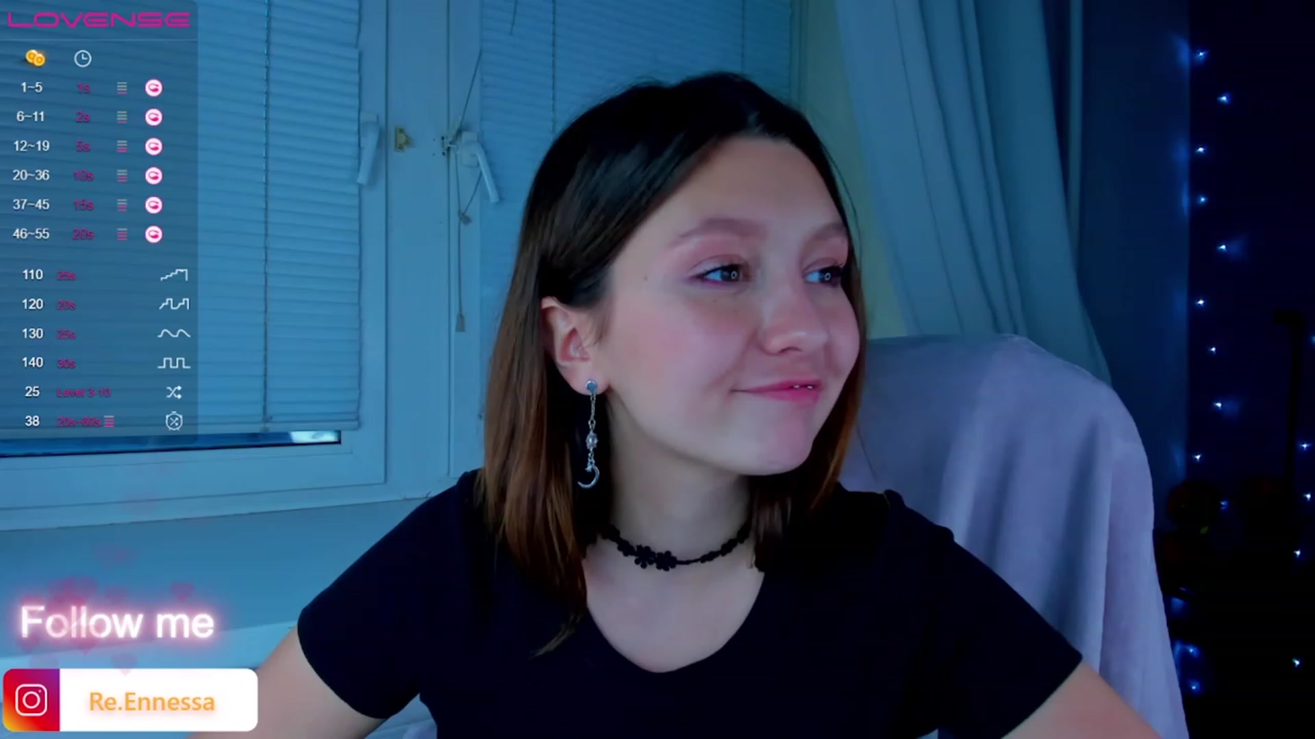Gallery image thumbnail from ReNessy_'s myfreecams stream on, 09/01/2023, 16:38 image 17 of 20
