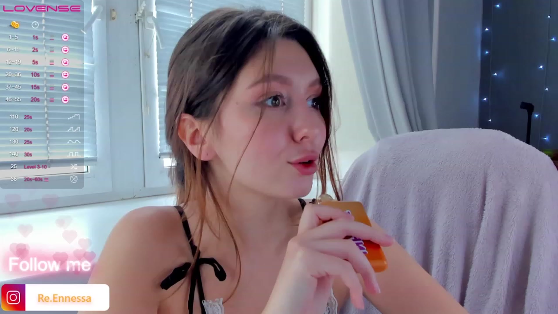 Gallery image thumbnail from ReNessy_'s myfreecams stream on, 09/04/2023, 11:38 image 4 of 20
