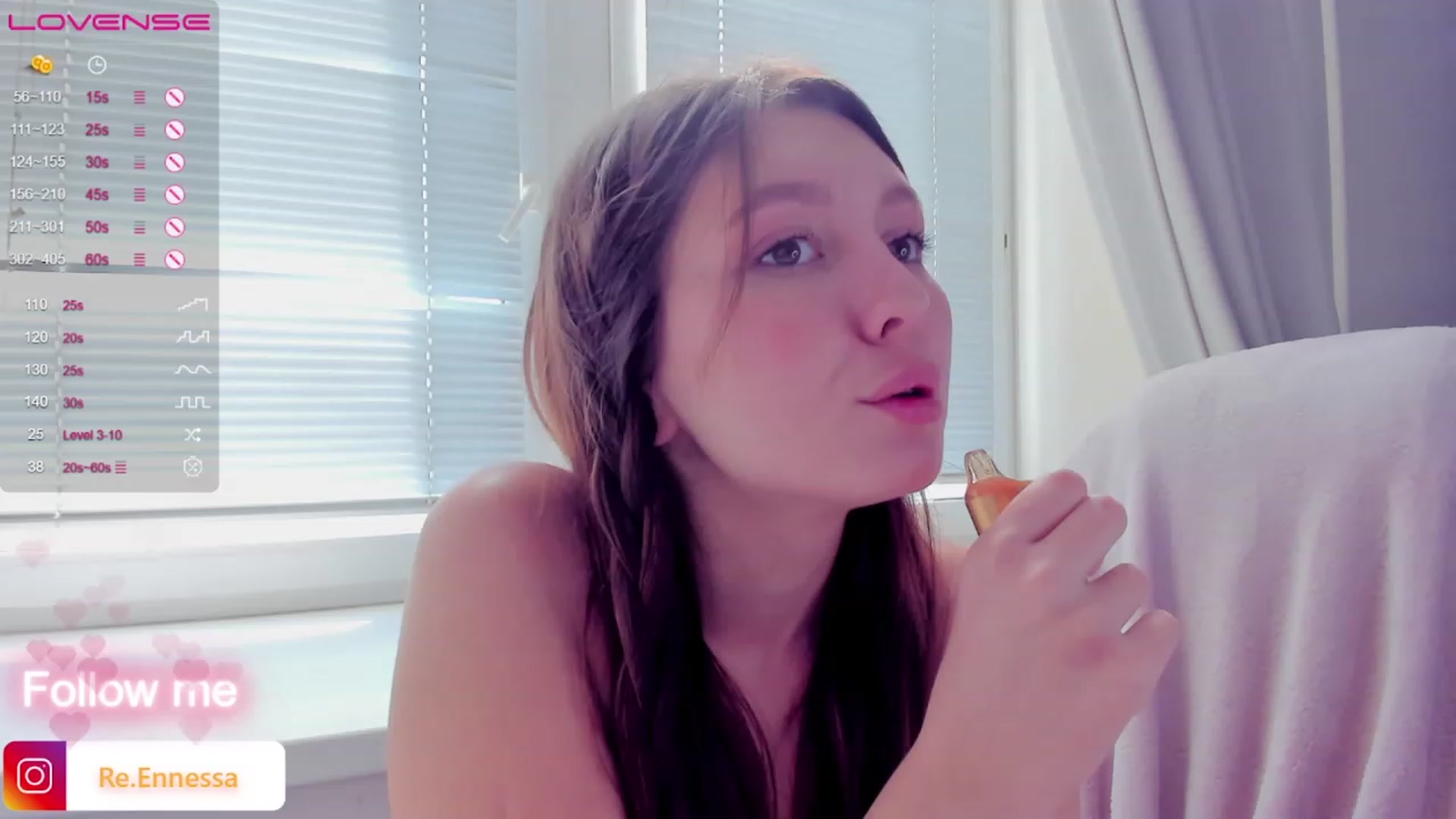 Gallery image thumbnail from ReNessy_'s myfreecams stream on, 09/05/2023, 11:05 image 15 of 20