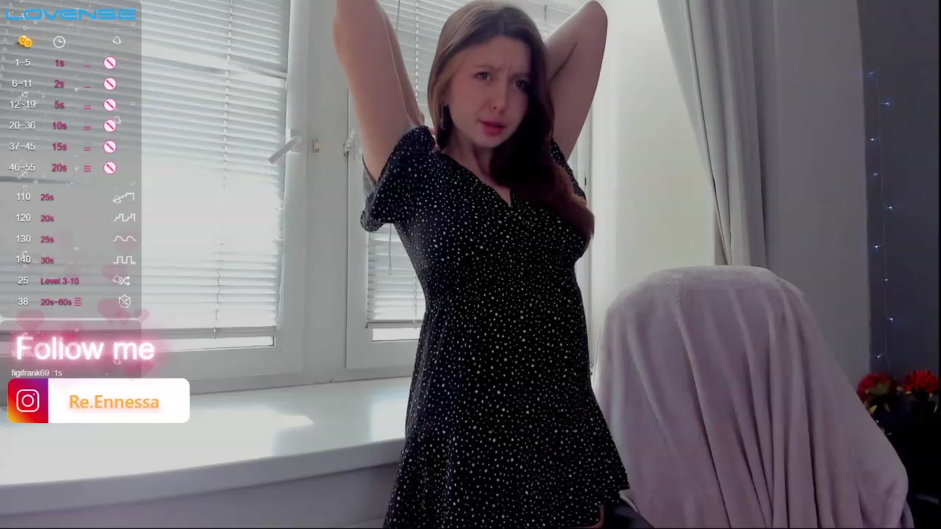 Gallery image thumbnail from ReNessy_'s myfreecams stream on, 09/17/2023, 14:17 image 12 of 20