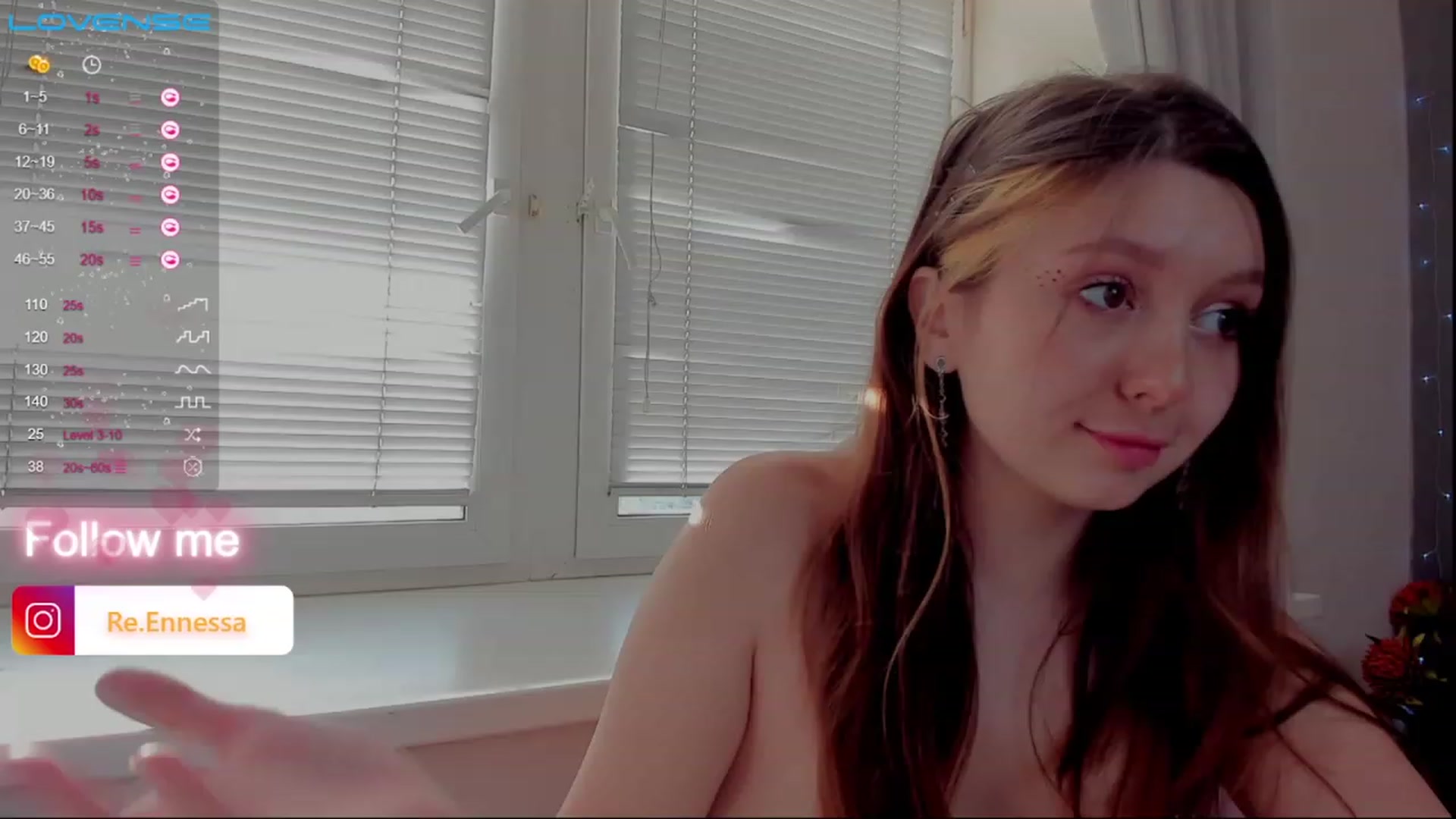 Gallery image thumbnail from ReNessy_'s myfreecams stream on, 09/17/2023, 14:36 image 12 of 20