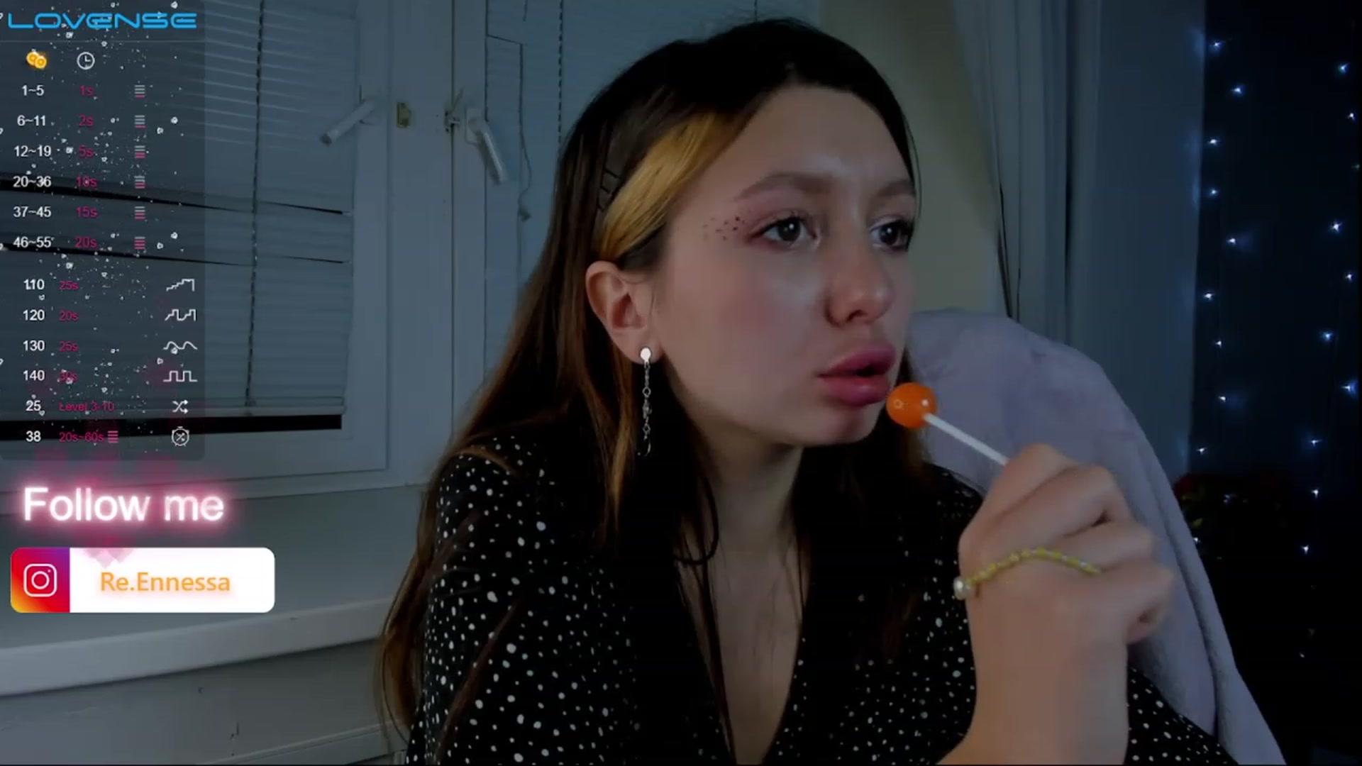 Gallery image thumbnail from ReNessy_'s myfreecams stream on, 09/17/2023, 17:13 image 19 of 20
