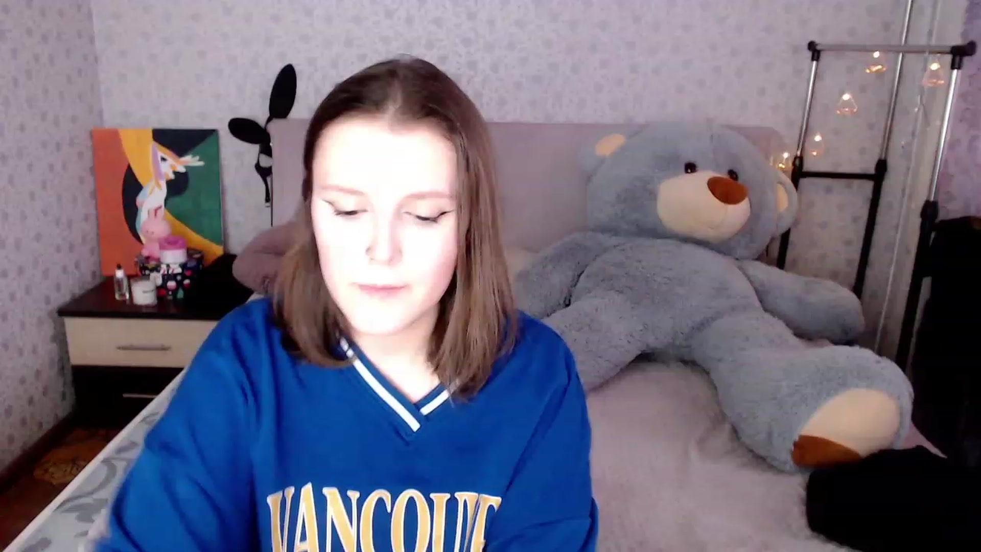 Gallery image thumbnail from Re_Becca_'s myfreecams stream on, 01/27/2023, 13:01 image 7 of 20