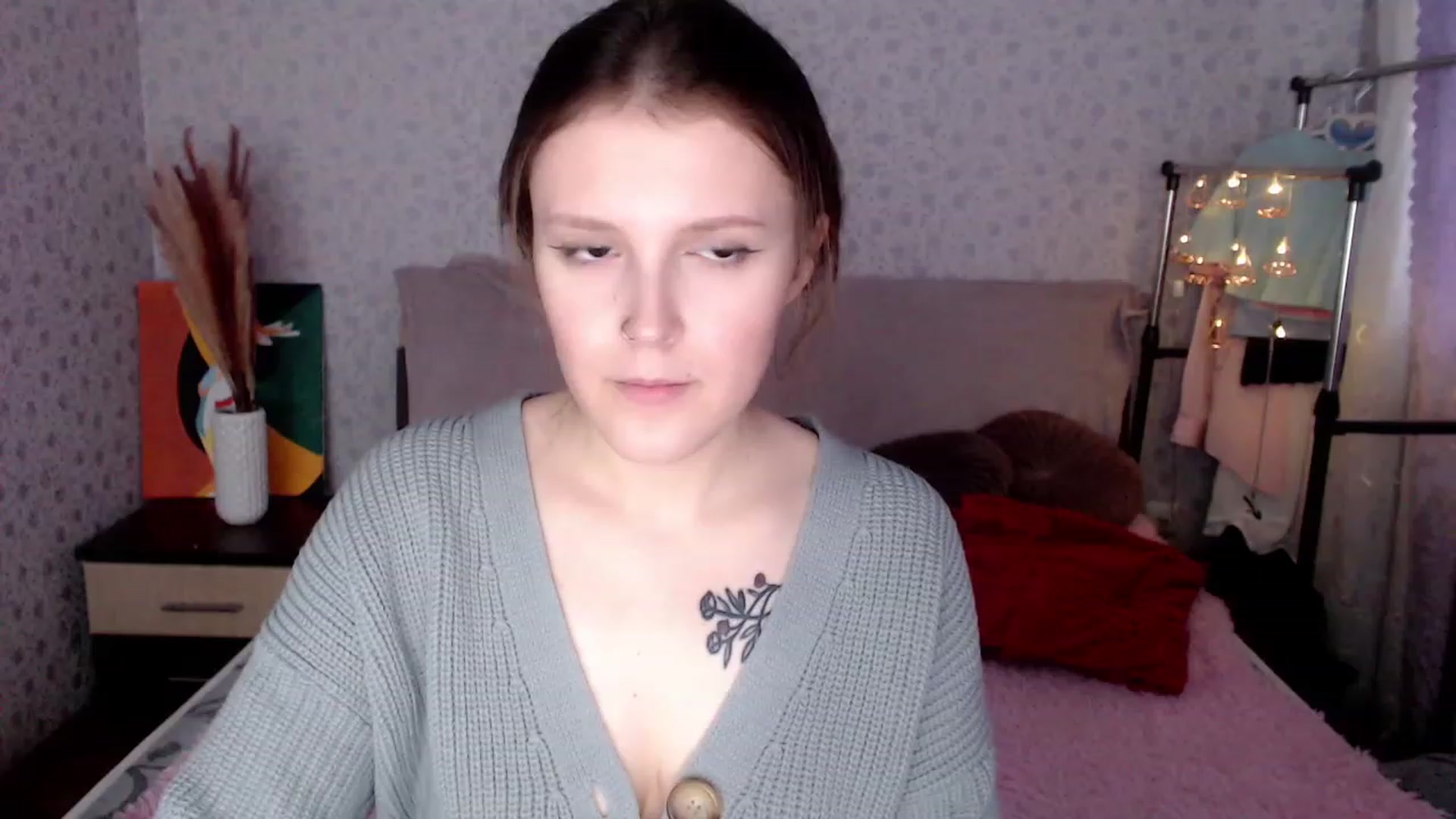 Gallery image thumbnail from Re_Becca_'s myfreecams stream on, 02/02/2023, 09:22 image 14 of 20