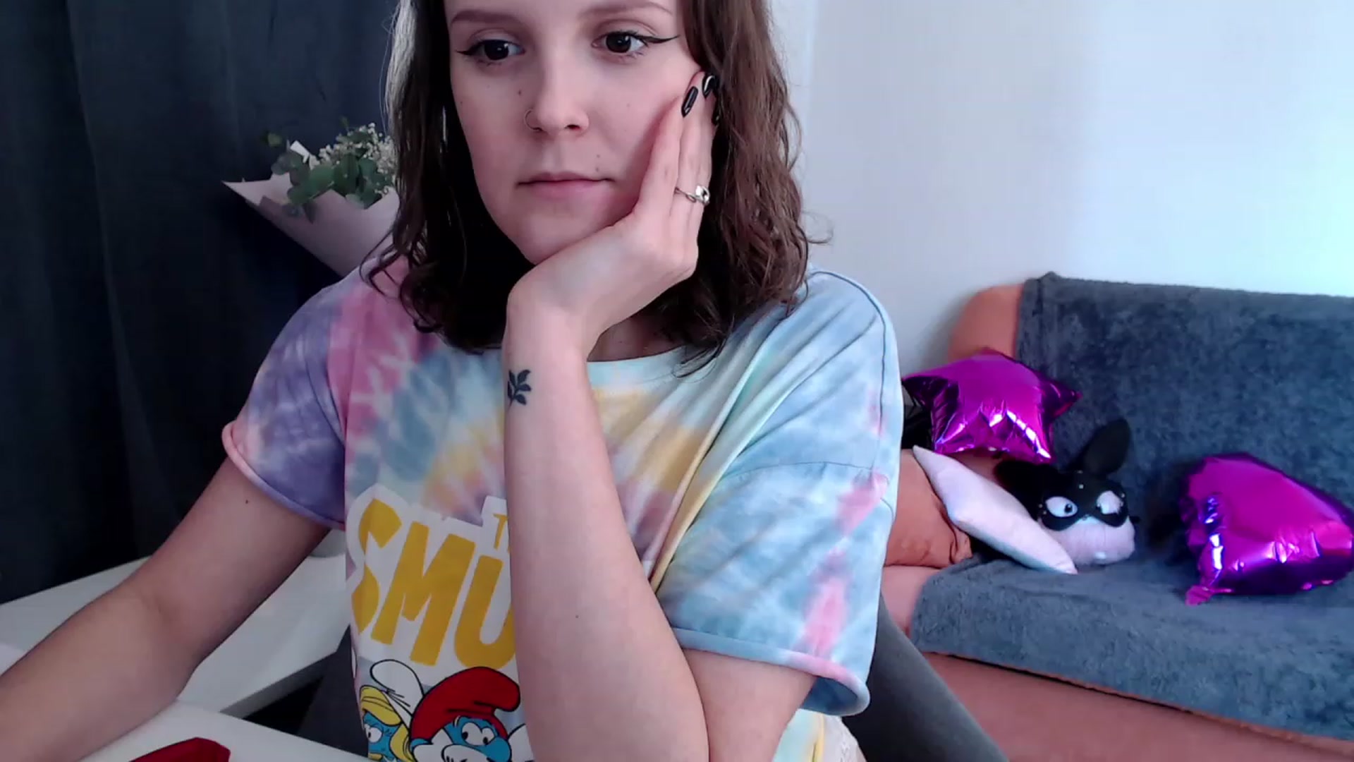 Gallery image thumbnail from Re_Becca_'s myfreecams stream on, 02/12/2023, 11:55 image 15 of 20