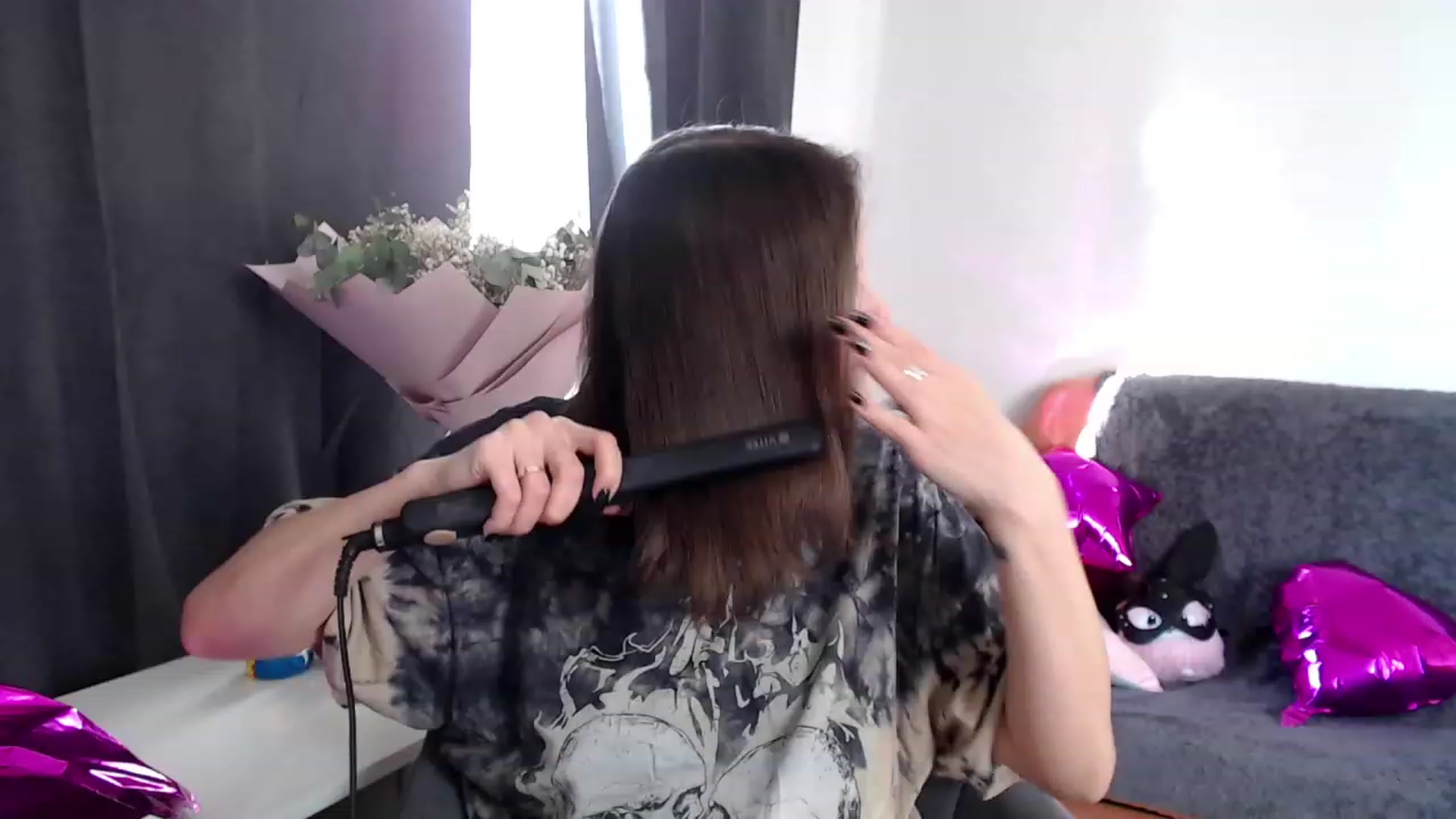 Gallery image thumbnail from Re_Becca_'s myfreecams stream on, 02/12/2023, 13:32 image 9 of 20