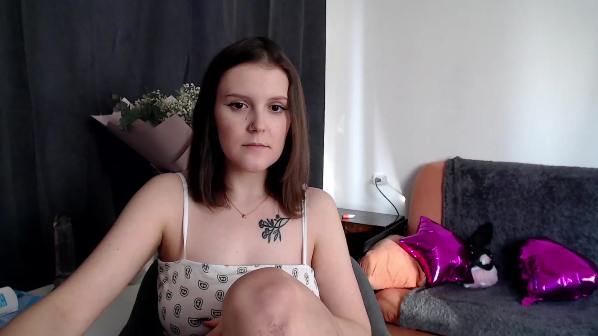 Gallery image thumbnail from Re_Becca_'s myfreecams stream on, 02/12/2023, 14:29 image 10 of 20