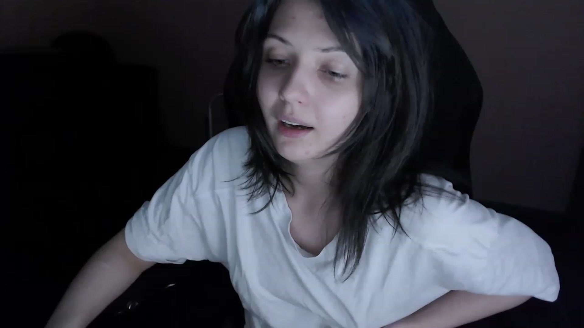 Gallery image thumbnail from Real34DDDcup's myfreecams stream on, 02/28/2023, 09:27 image 16 of 20
