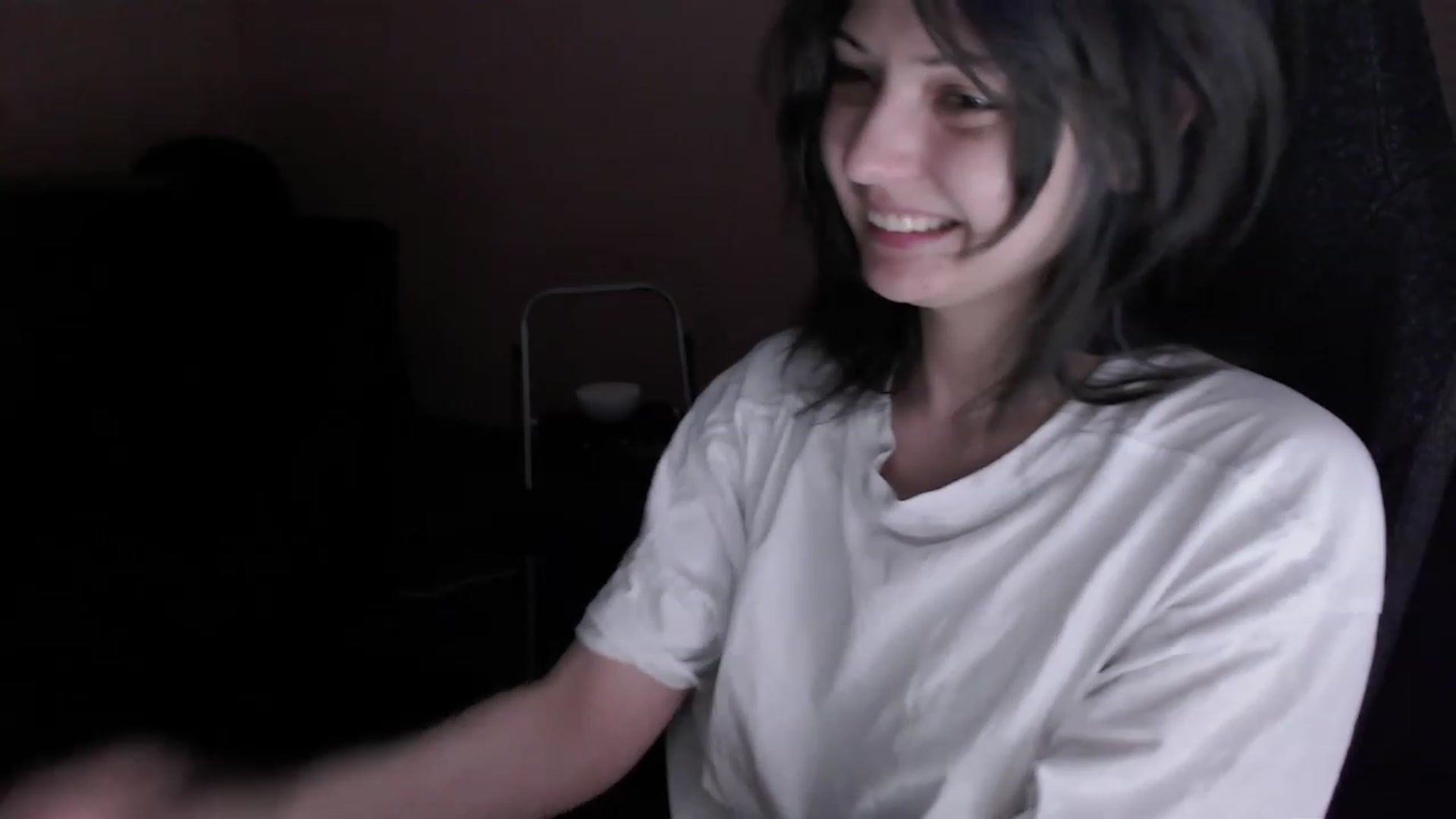 Gallery image thumbnail from Real34DDDcup's myfreecams stream on, 02/28/2023, 09:27 image 19 of 20