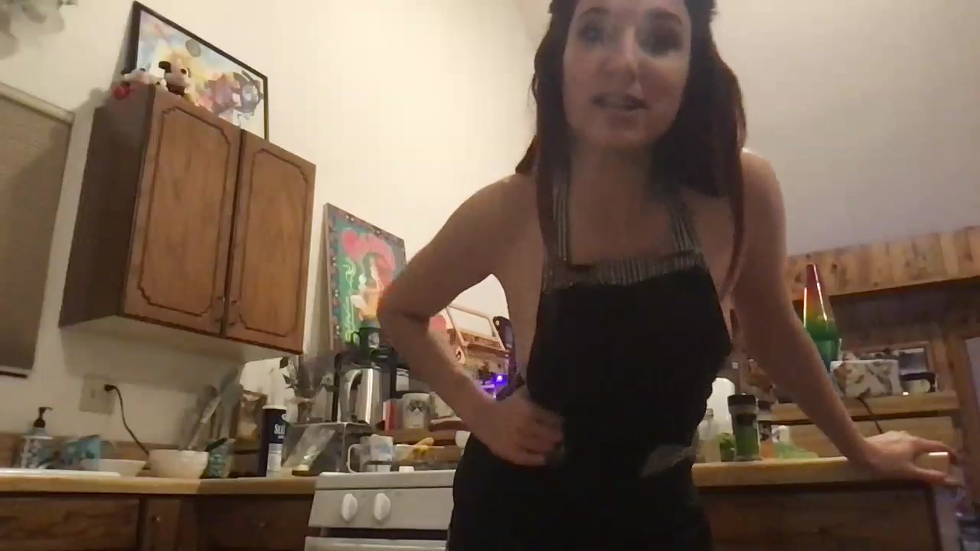 Gallery image thumbnail from RealAprilSnow's myfreecams stream on, 08/12/2024, 06:29 image 9 of 20