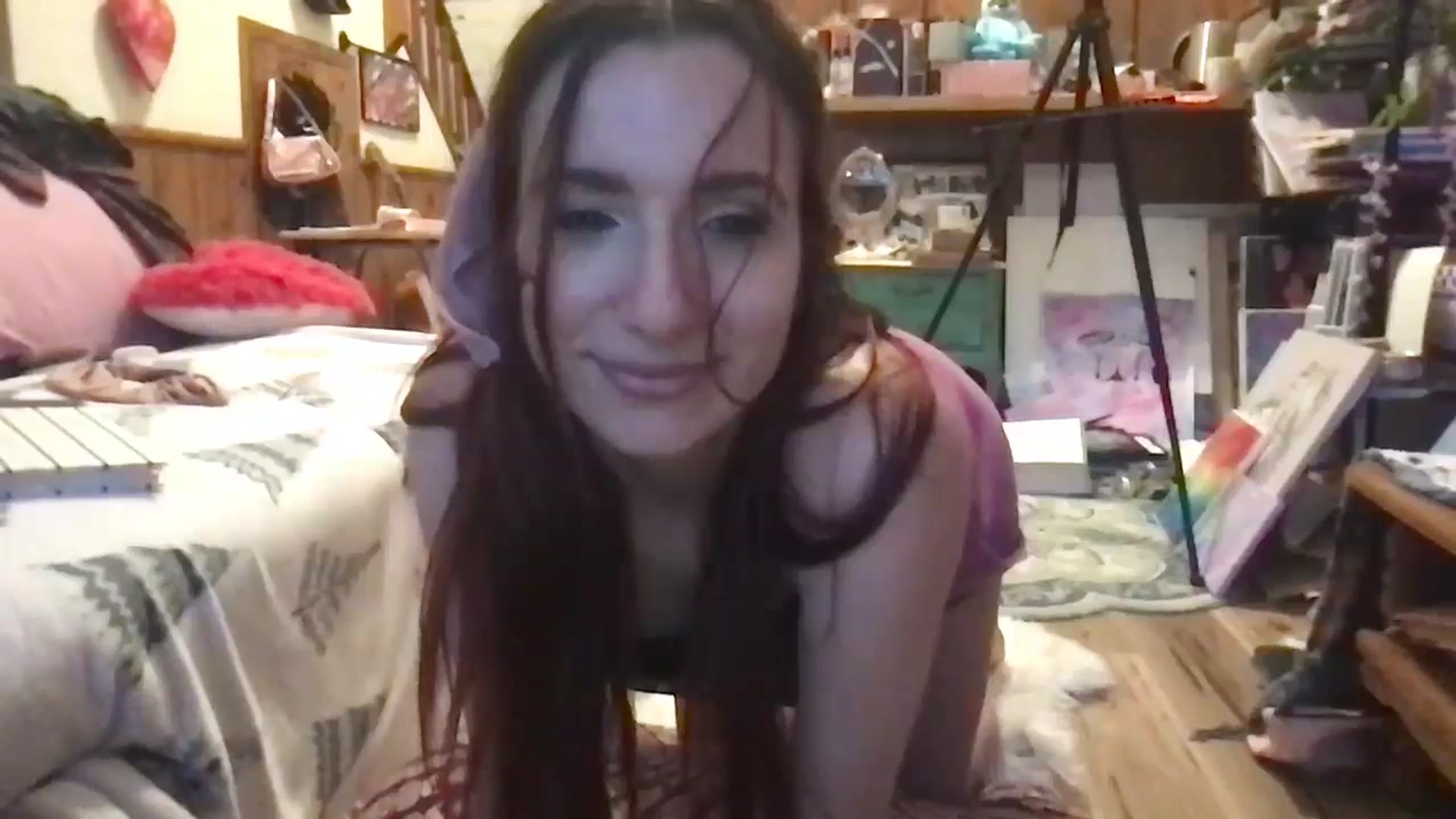 Gallery image thumbnail from RealAprilSnow's myfreecams stream on, 08/13/2024, 02:41 image 19 of 20