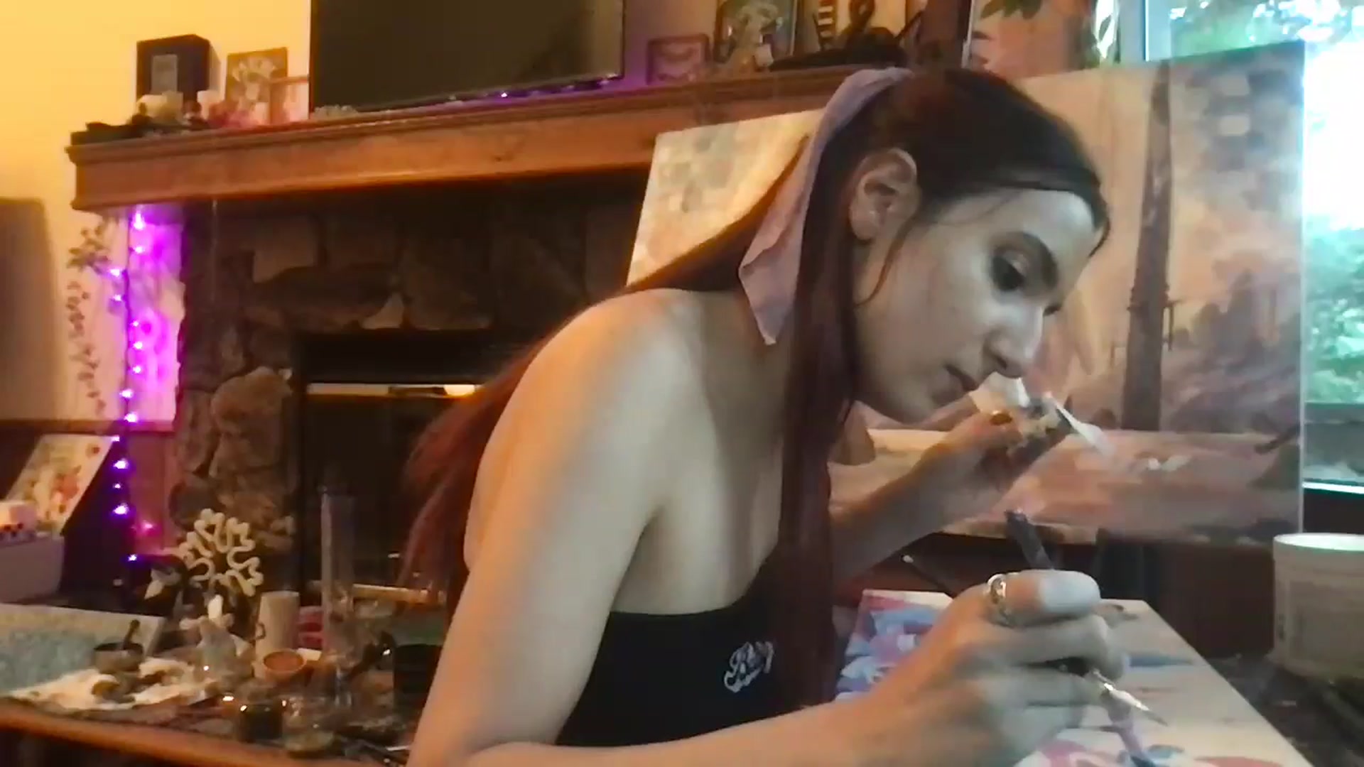 Gallery image thumbnail from RealAprilSnow's myfreecams stream on, 08/13/2024, 02:41 image 10 of 20