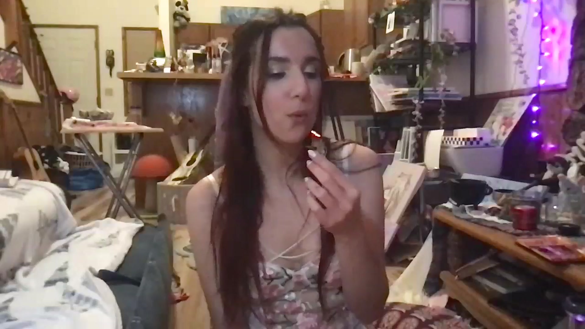 Gallery image thumbnail from RealAprilSnow's myfreecams stream on, 08/13/2024, 07:07 image 10 of 20