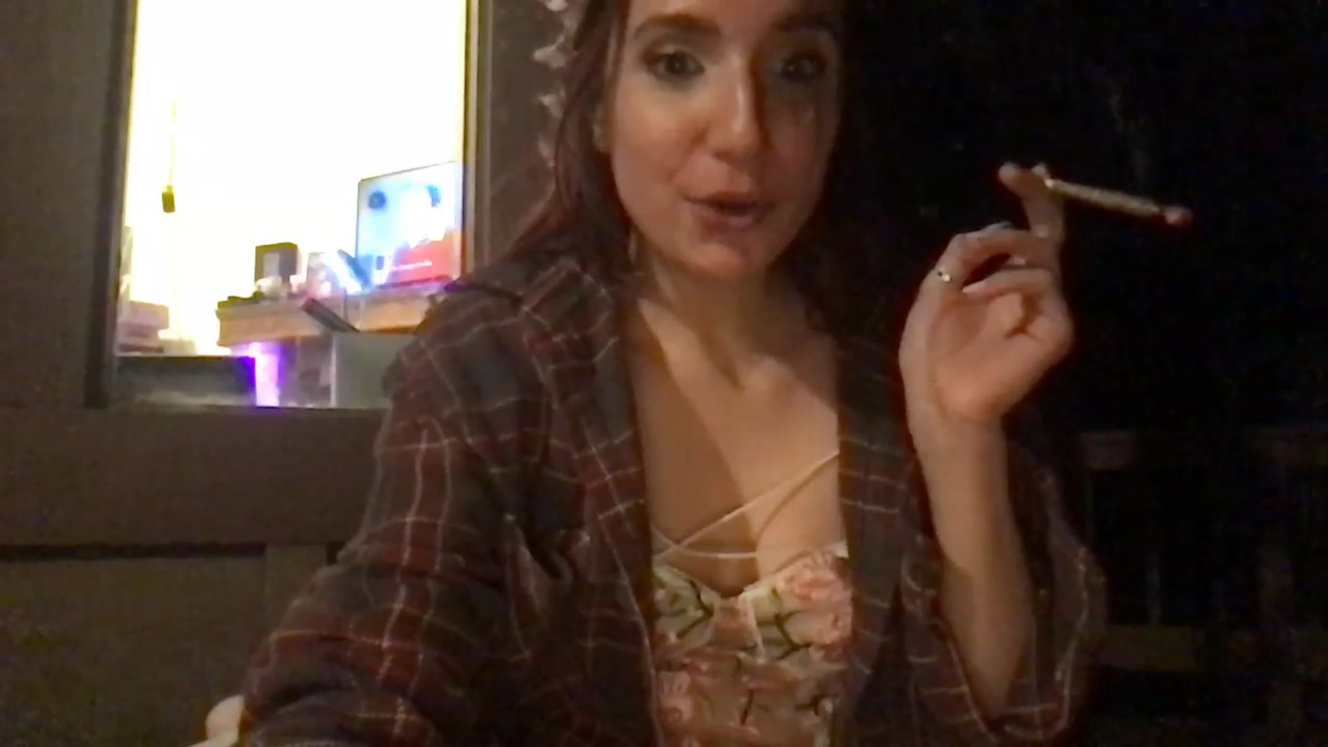 Gallery image thumbnail from RealAprilSnow's myfreecams stream on, 08/13/2024, 07:07 image 4 of 20